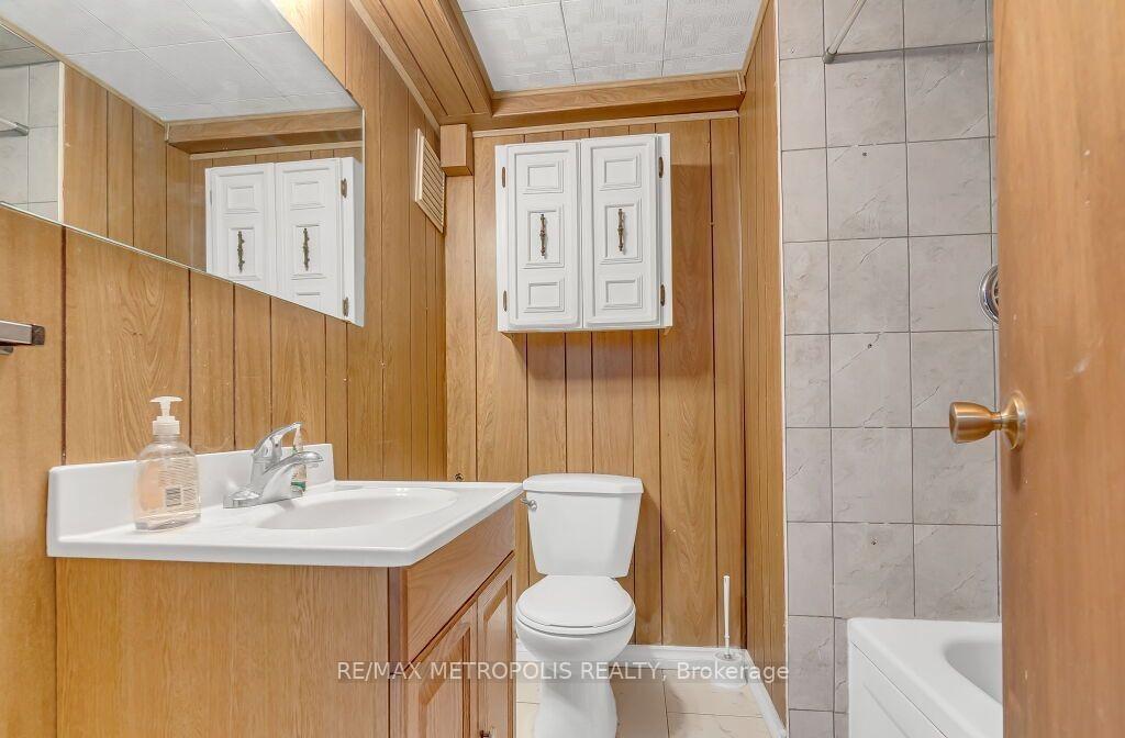 Photo 31 of 100 Warren Road, Kitchener — HOMEH
