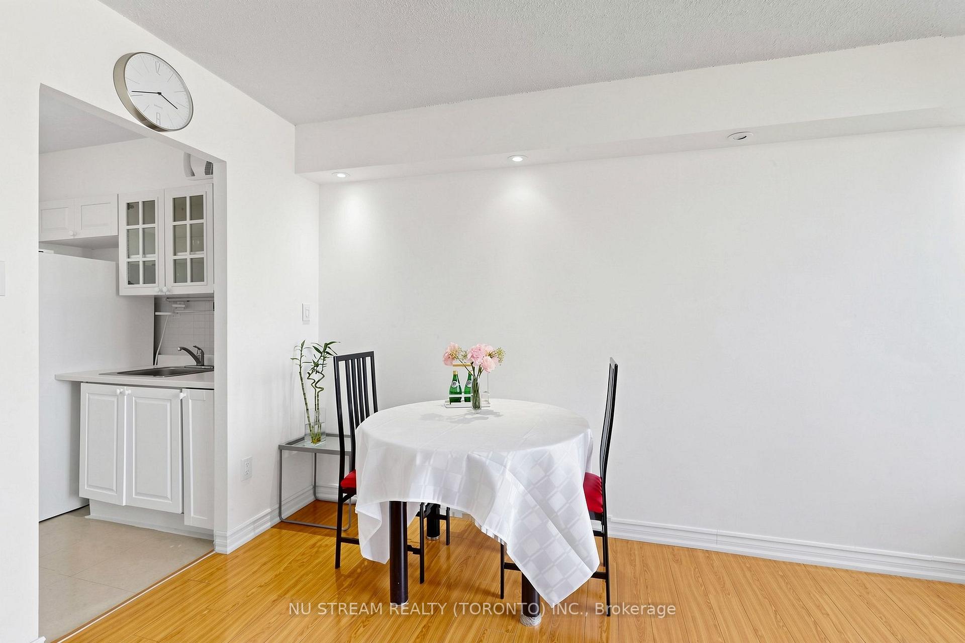 Photo 13 of Unit 604, 100 Lotherton Pathway, North York, Yorkdale-Glen Park — HOMEH