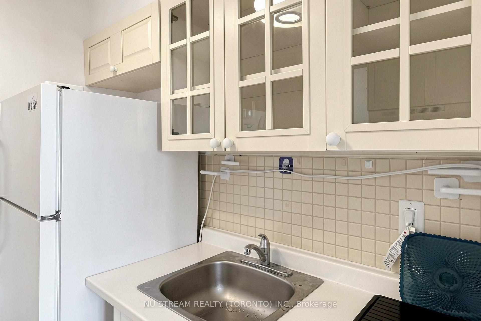 Photo 19 of Unit 604, 100 Lotherton Pathway, North York, Yorkdale-Glen Park — HOMEH