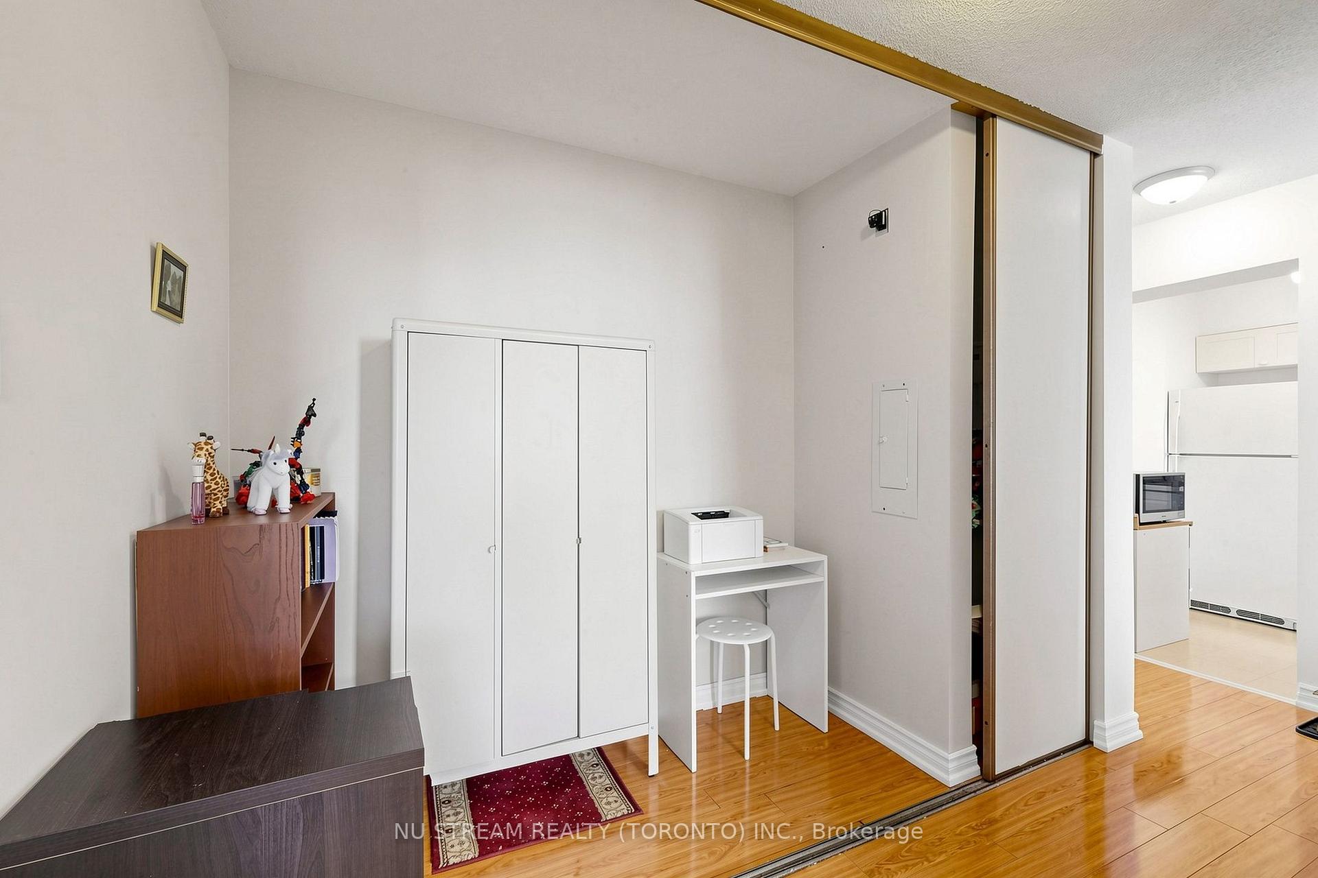 Photo 21 of Unit 604, 100 Lotherton Pathway, North York, Yorkdale-Glen Park — HOMEH