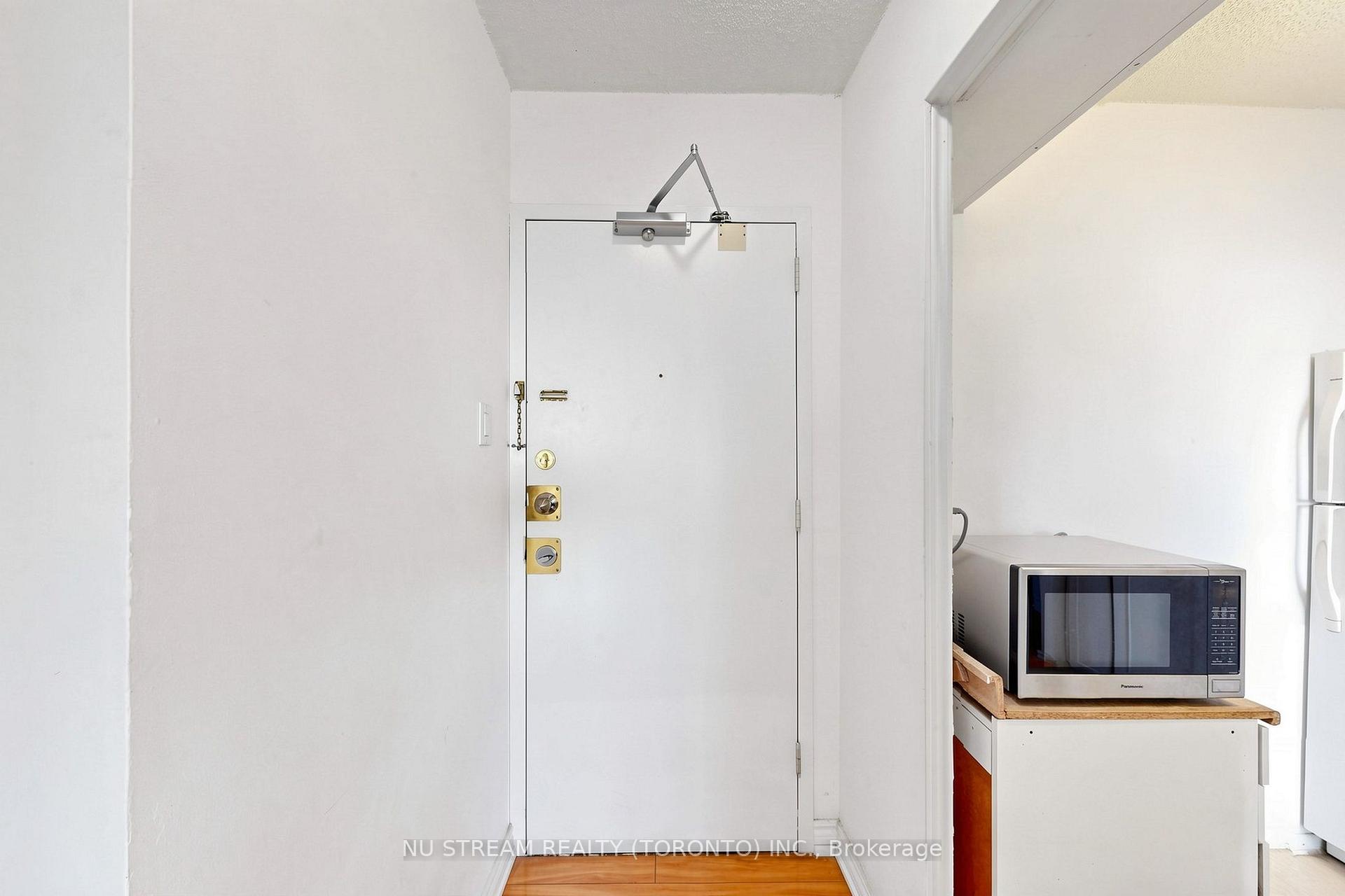 Photo 29 of Unit 604, 100 Lotherton Pathway, North York, Yorkdale-Glen Park — HOMEH