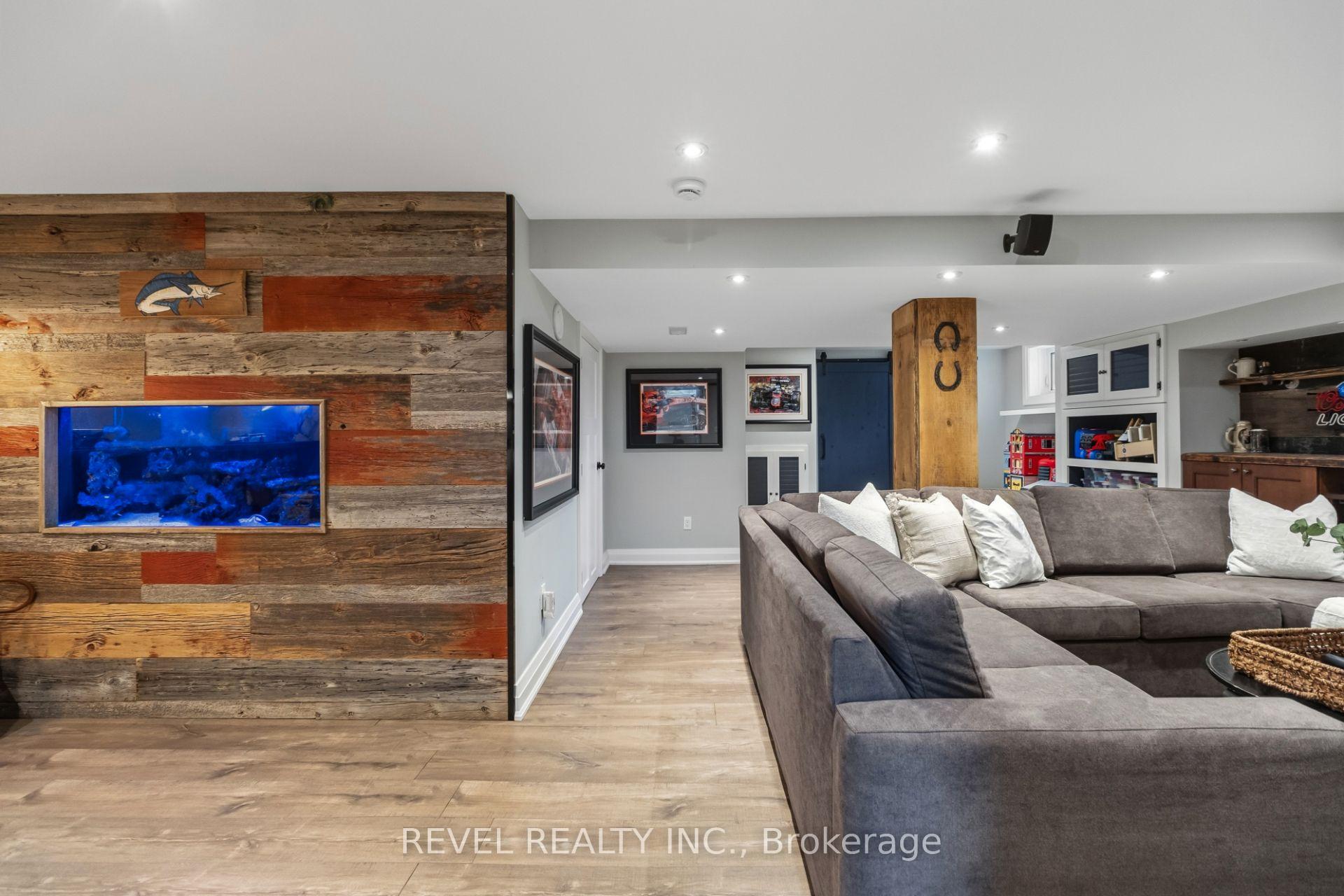 Photo 27 of 36 Earl Street, Mississauga, Streetsville — HOMEH