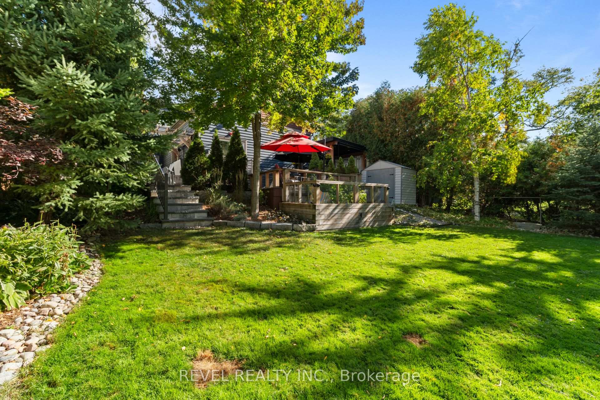 Photo 39 of 36 Earl Street, Mississauga, Streetsville — HOMEH