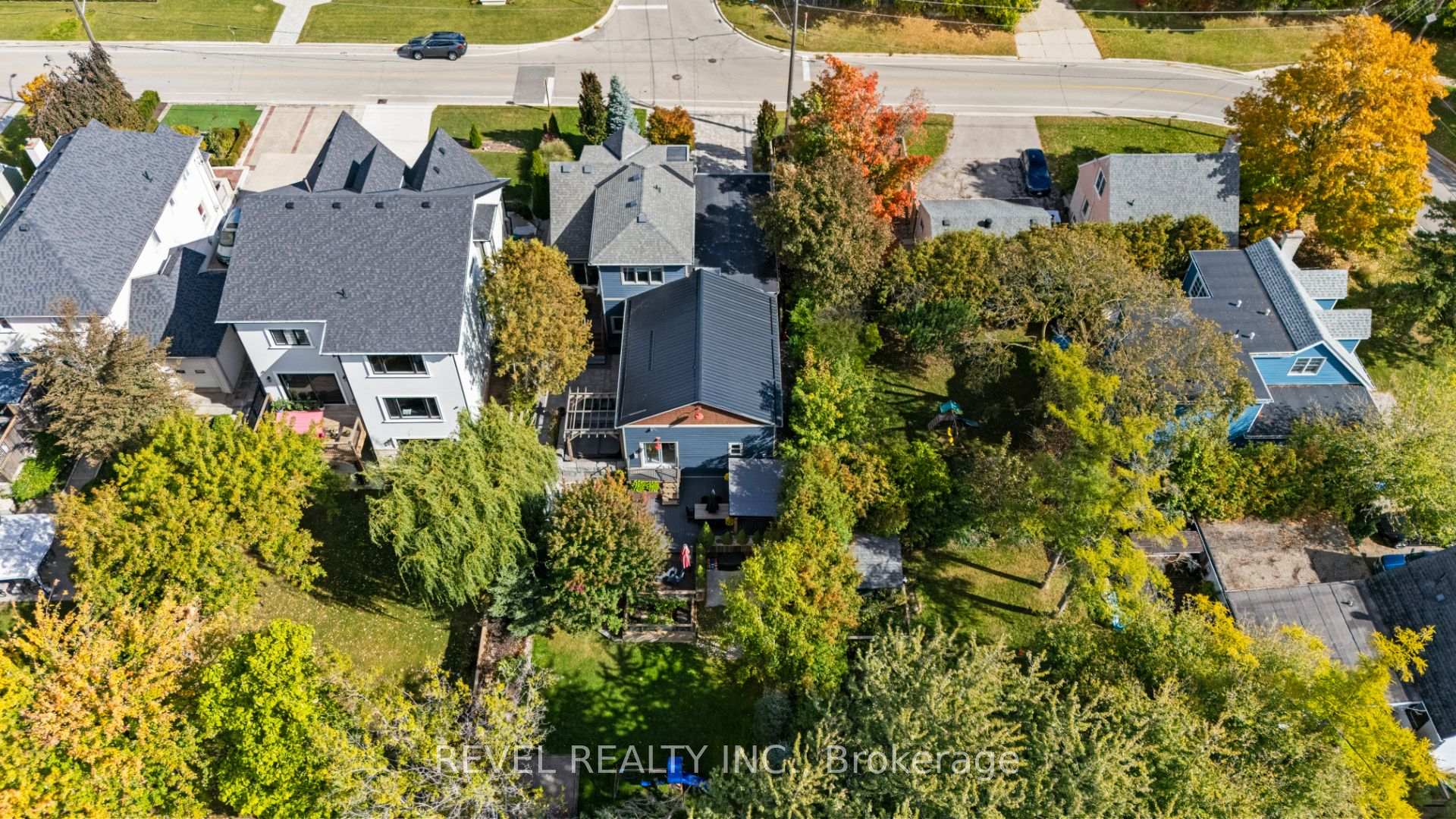 Photo 46 of 36 Earl Street, Mississauga, Streetsville — HOMEH