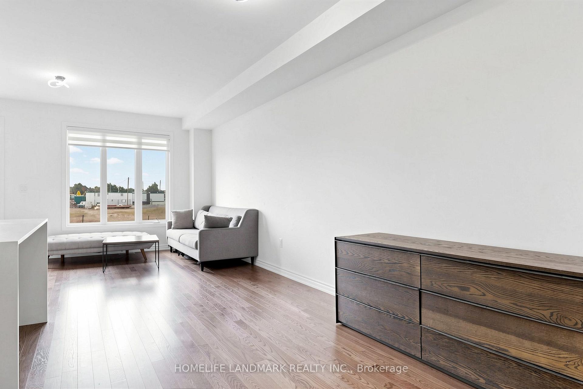 Photo 7 of 1138 Tanbark Avenue, Oakville, Joshua Meadows — HOMEH