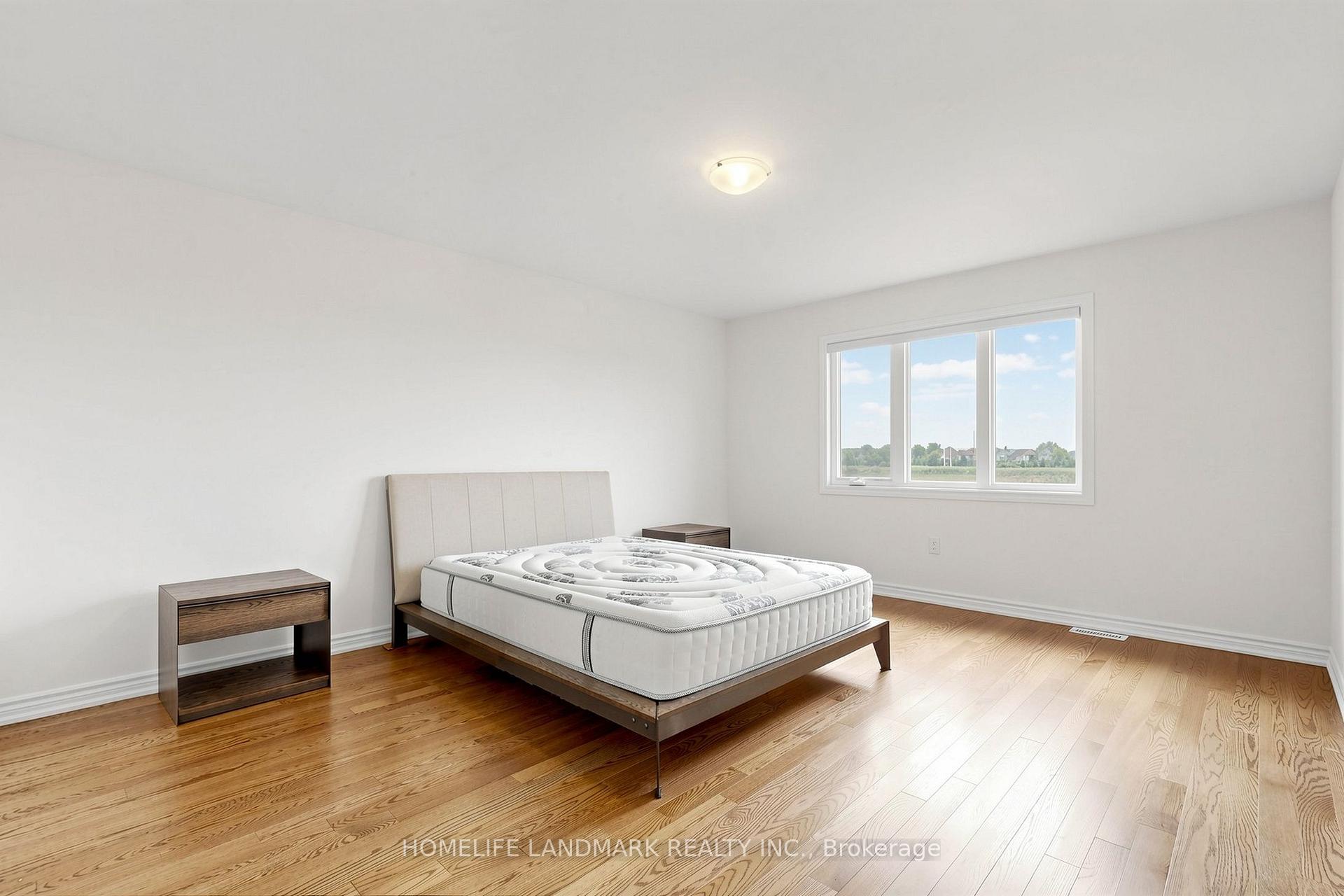Photo 12 of 1138 Tanbark Avenue, Oakville, Joshua Meadows — HOMEH