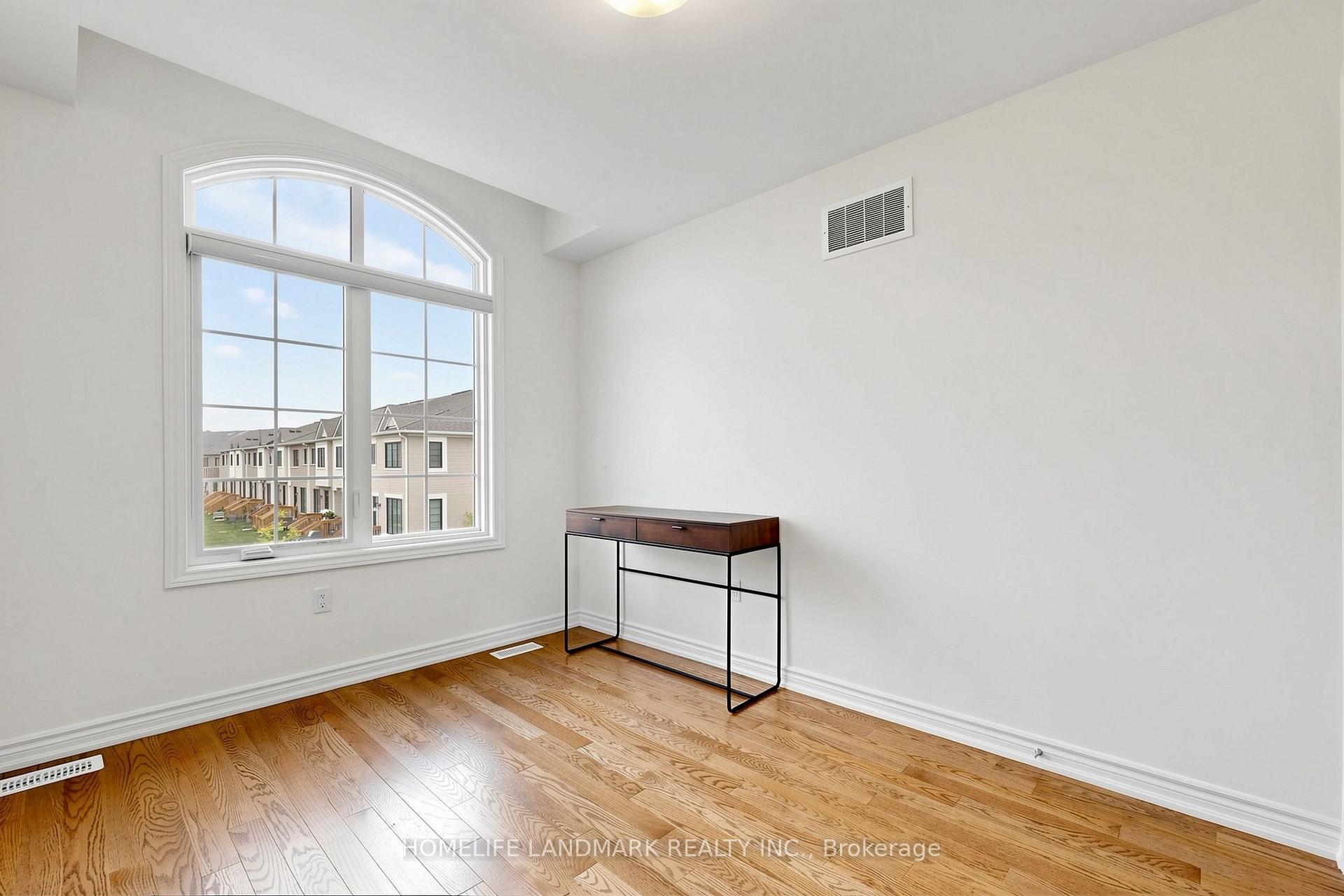 Photo 16 of 1138 Tanbark Avenue, Oakville, Joshua Meadows — HOMEH