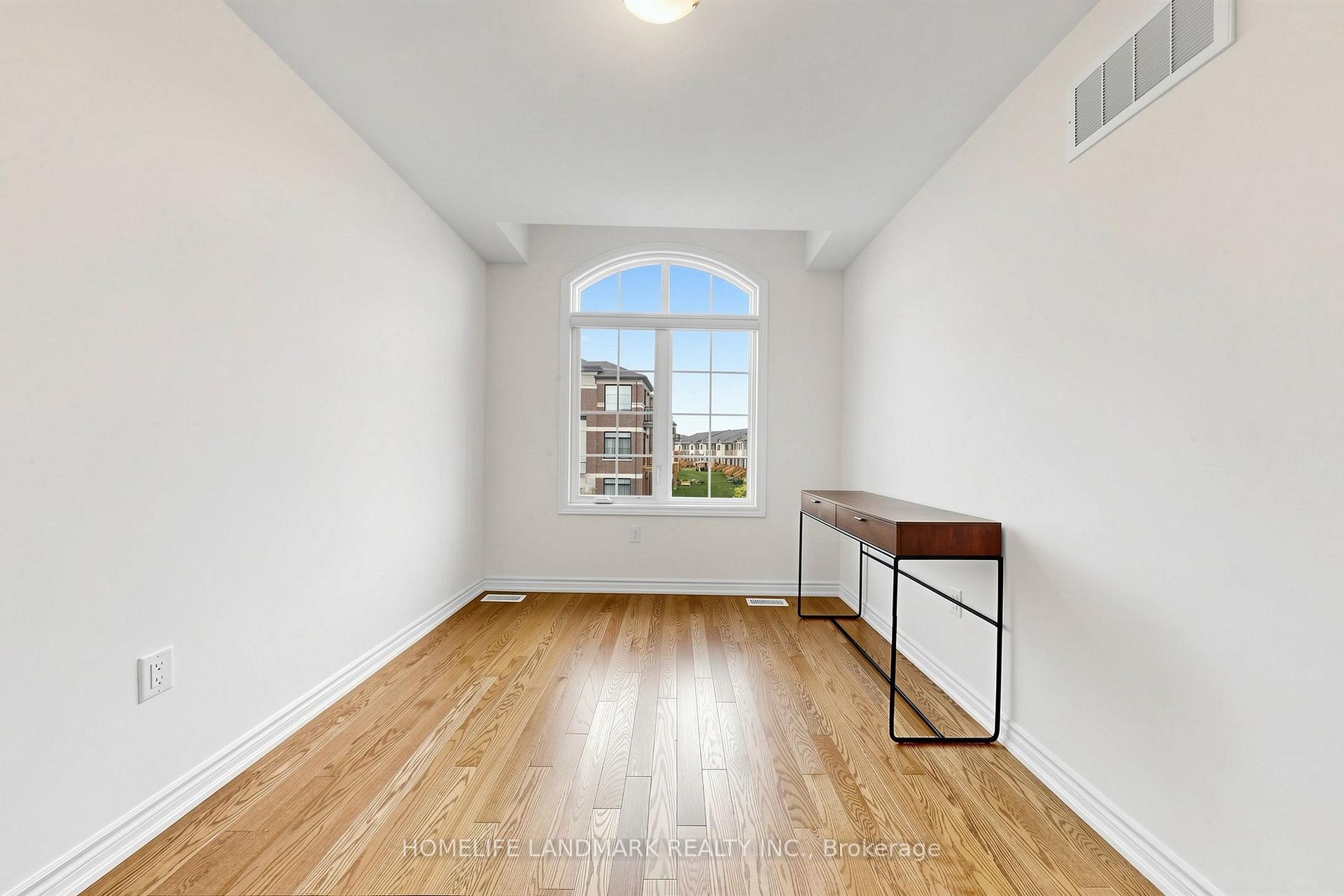 Photo 17 of 1138 Tanbark Avenue, Oakville, Joshua Meadows — HOMEH
