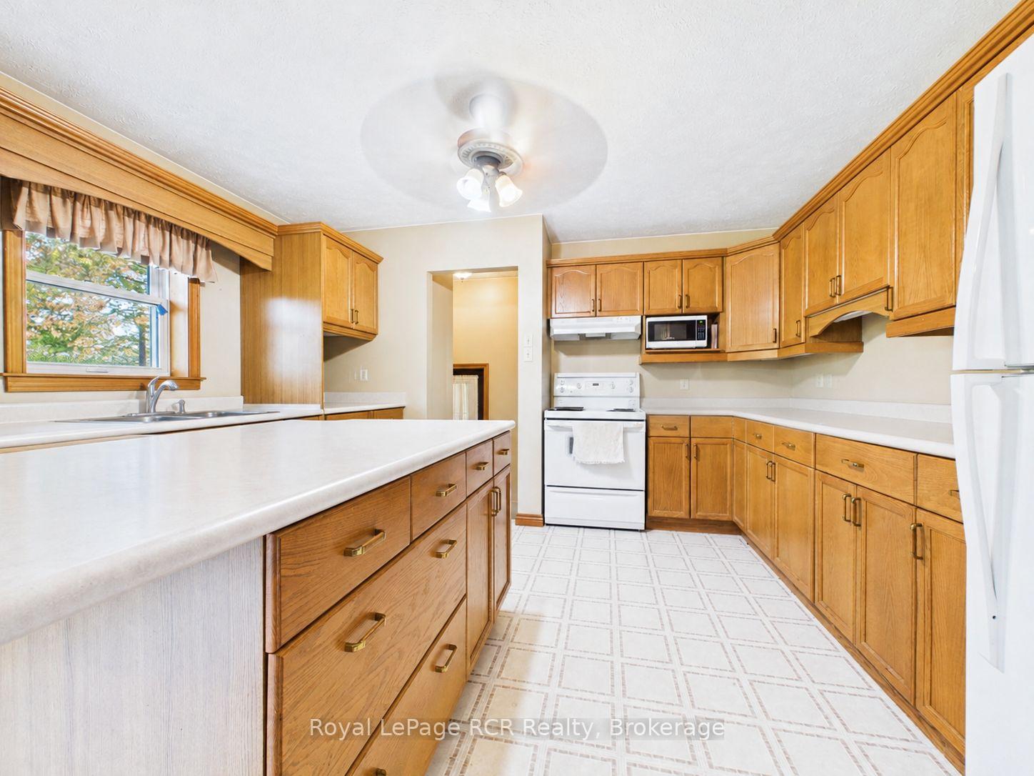 Photo 9 of 1102 Concession 12, South Bruce — HOMEH