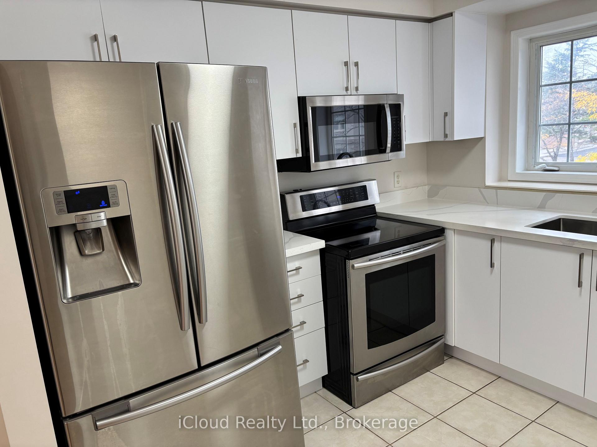 Photo 3 of Unit 7, 50 Strathaven Drive, Mississauga, Hurontario — HOMEH