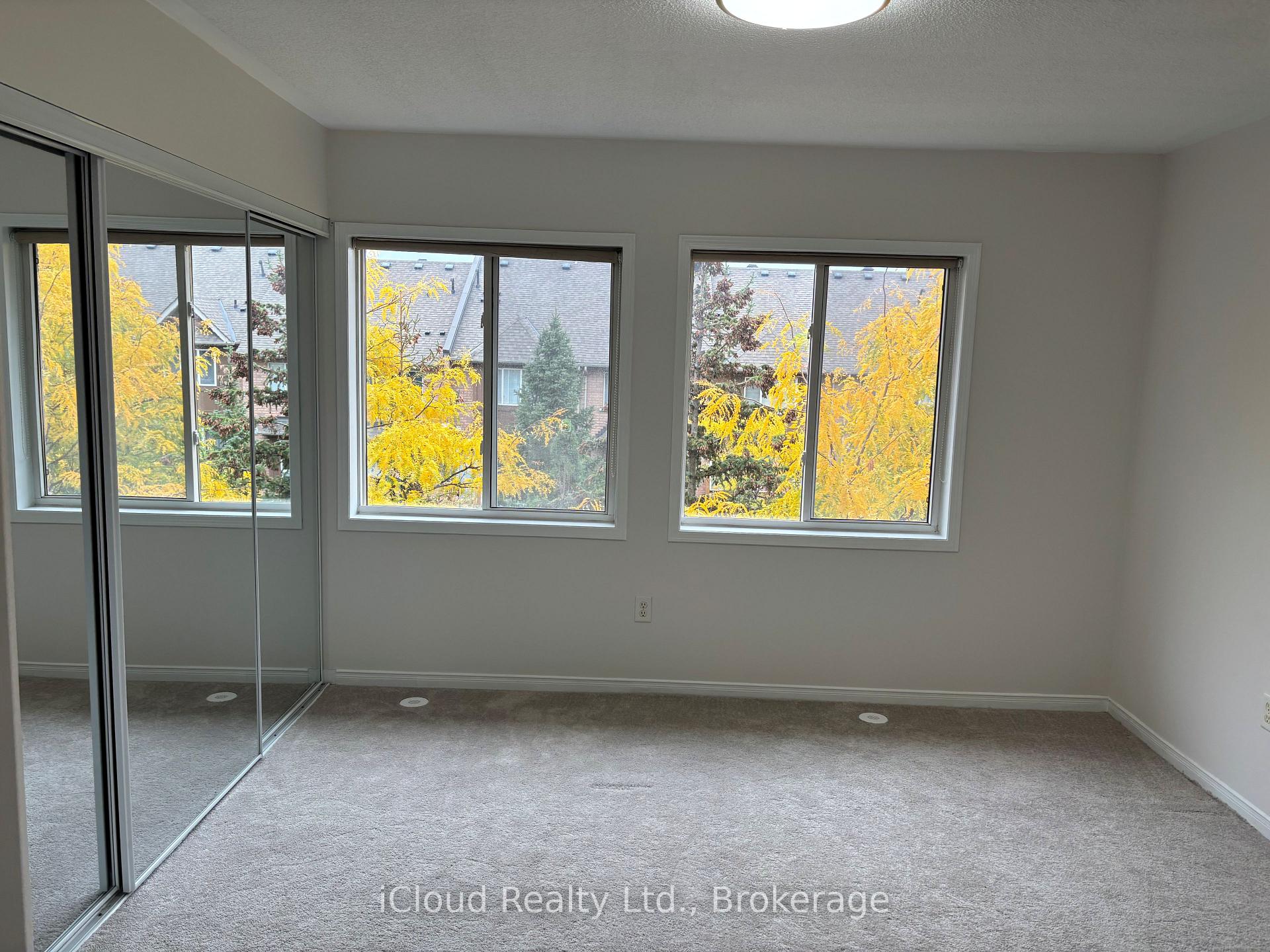 Photo 9 of Unit 7, 50 Strathaven Drive, Mississauga, Hurontario — HOMEH