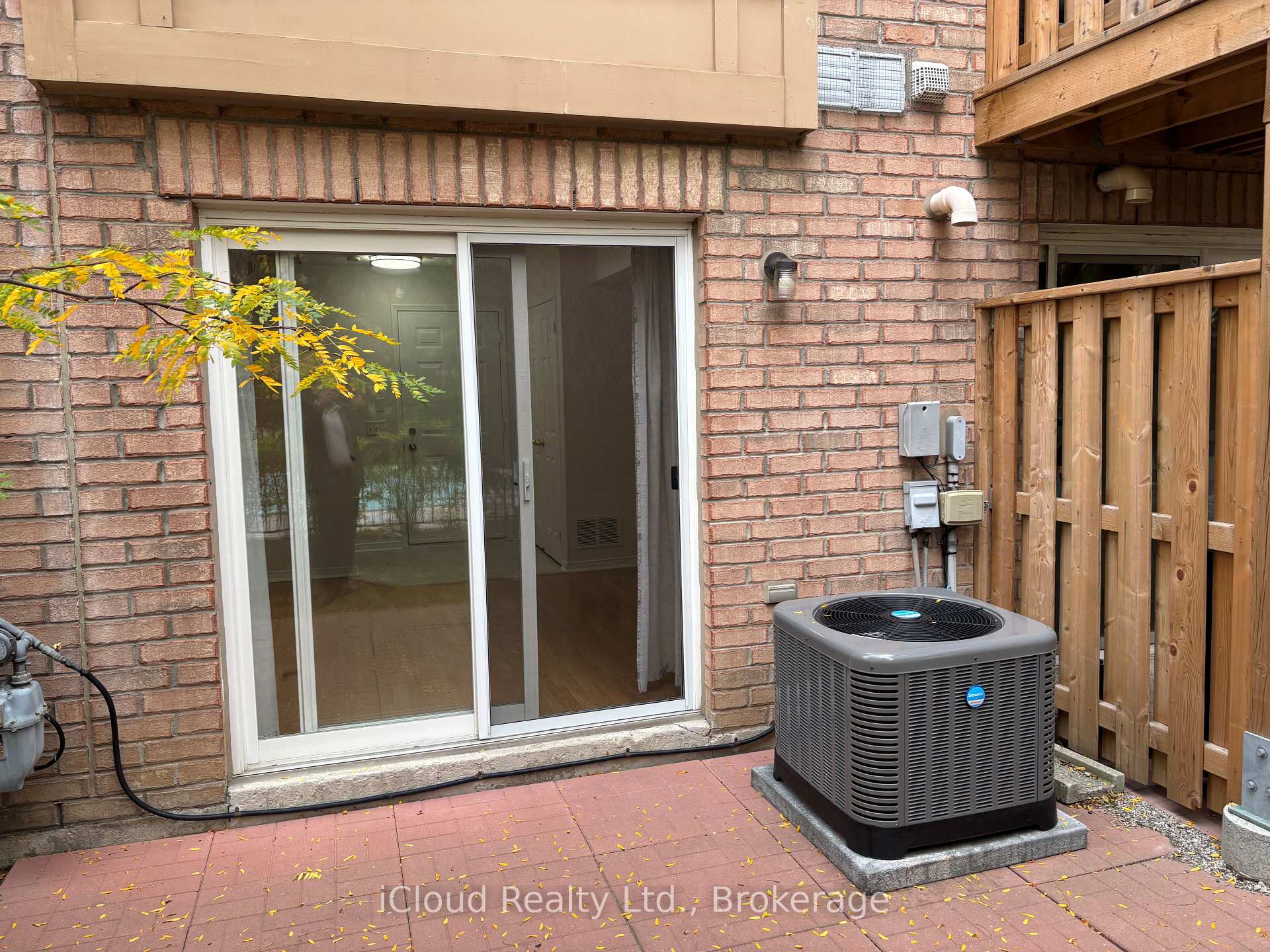 Photo 10 of Unit 7, 50 Strathaven Drive, Mississauga, Hurontario — HOMEH