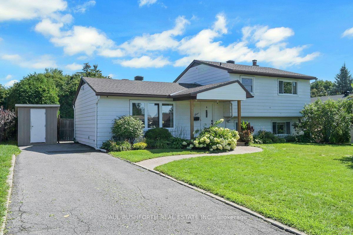 Photo 2 of 5 Mcmurdo Court, Ottawa, Borden Farm/Stewart Farm/Carleton Heights/Parkwood Hills — HOMEH