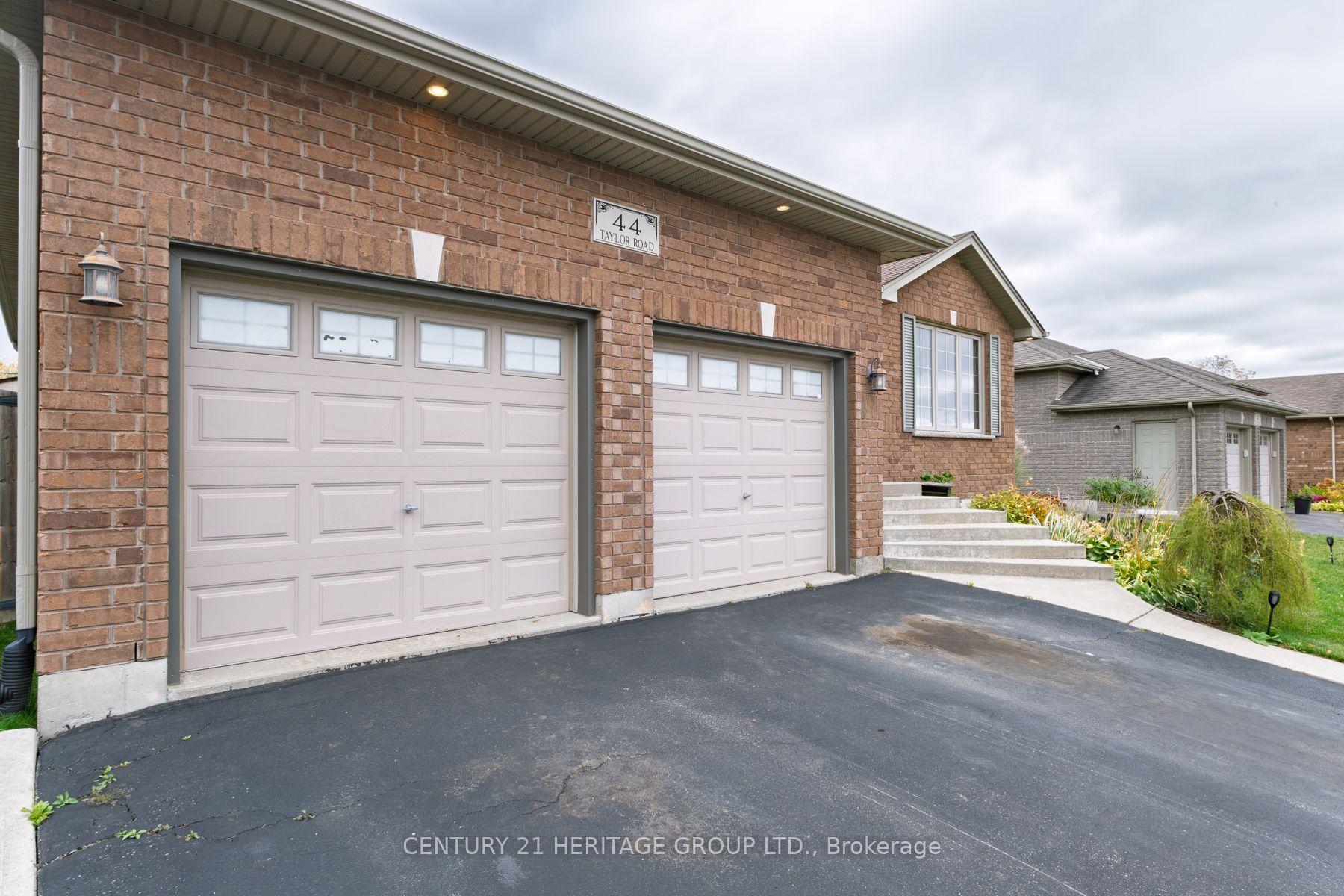 Photo 4 of 44 Taylor Road, Brant, Brantford Twp — HOMEH