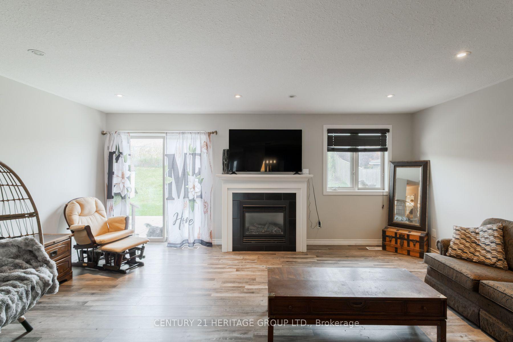 Photo 12 of 44 Taylor Road, Brant, Brantford Twp — HOMEH