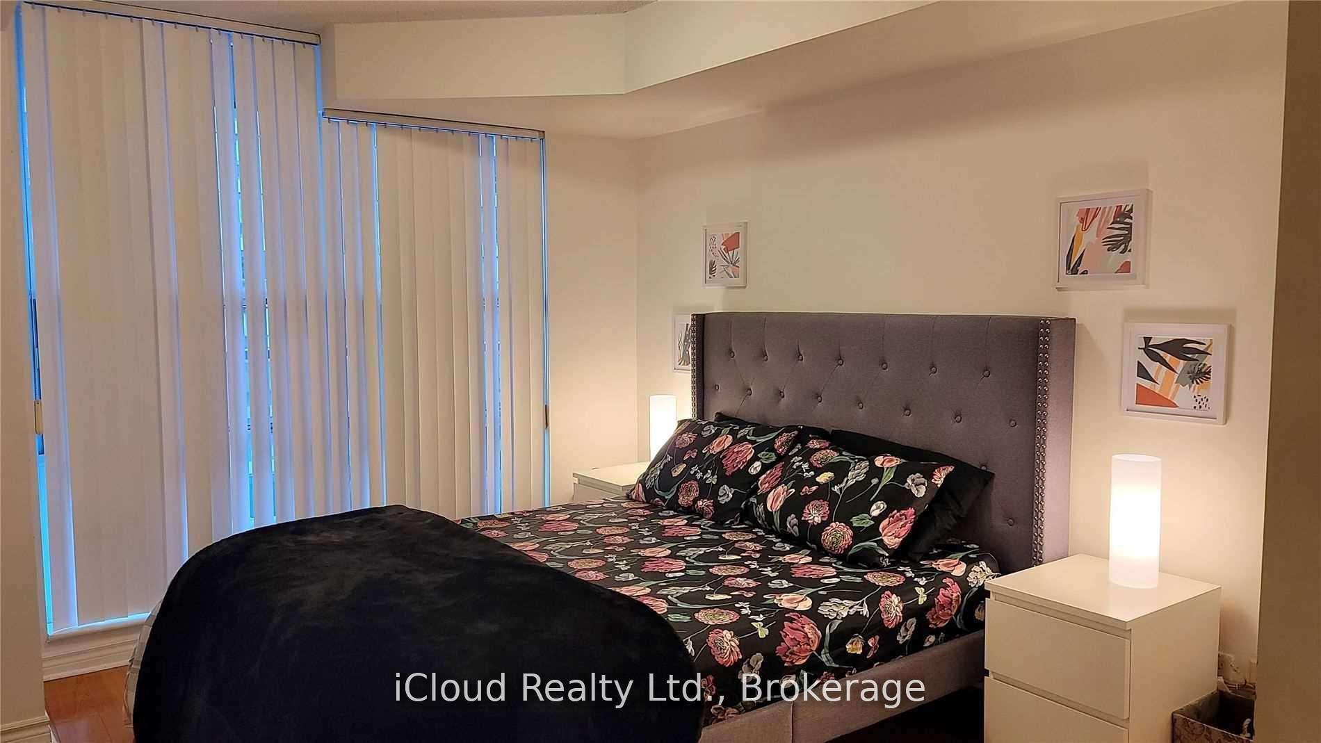 Photo 7 of Unit 1304, 33 Elm Drive, Mississauga, City Centre — HOMEH