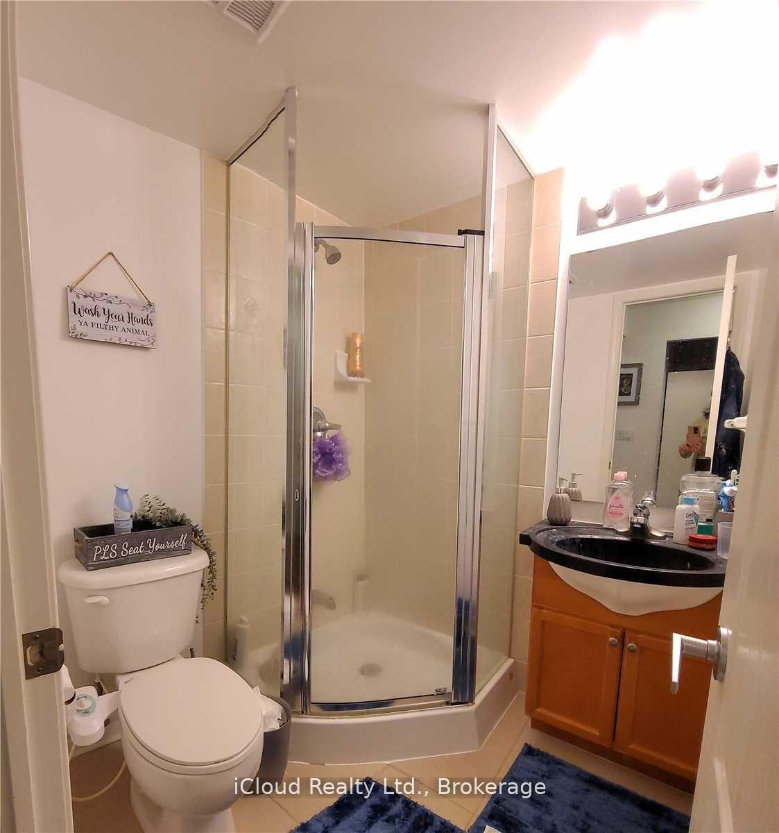 Photo 8 of Unit 1304, 33 Elm Drive, Mississauga, City Centre — HOMEH