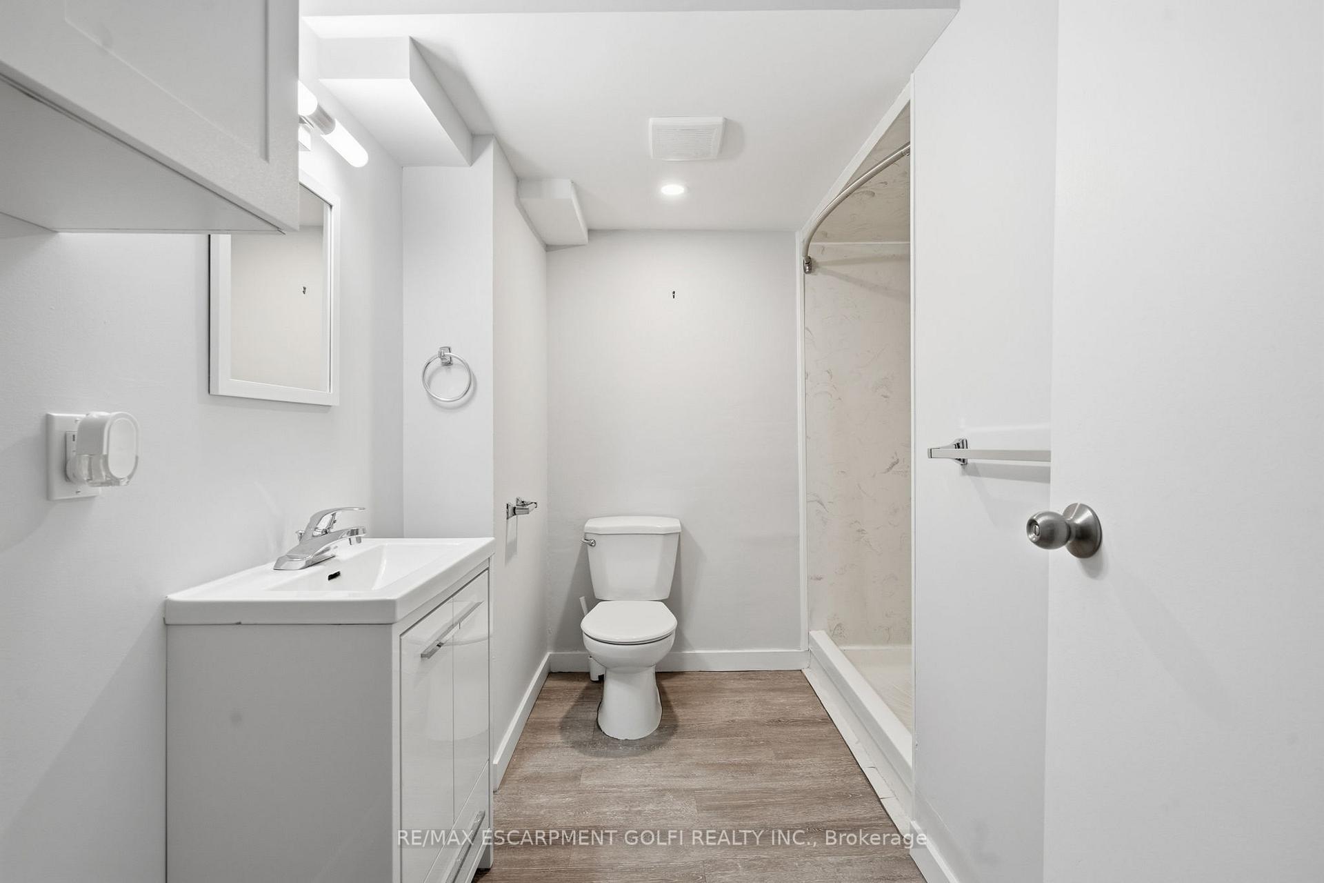 Photo 18 of 11 Dawn Road, St. Catharines, Lakeport — HOMEH