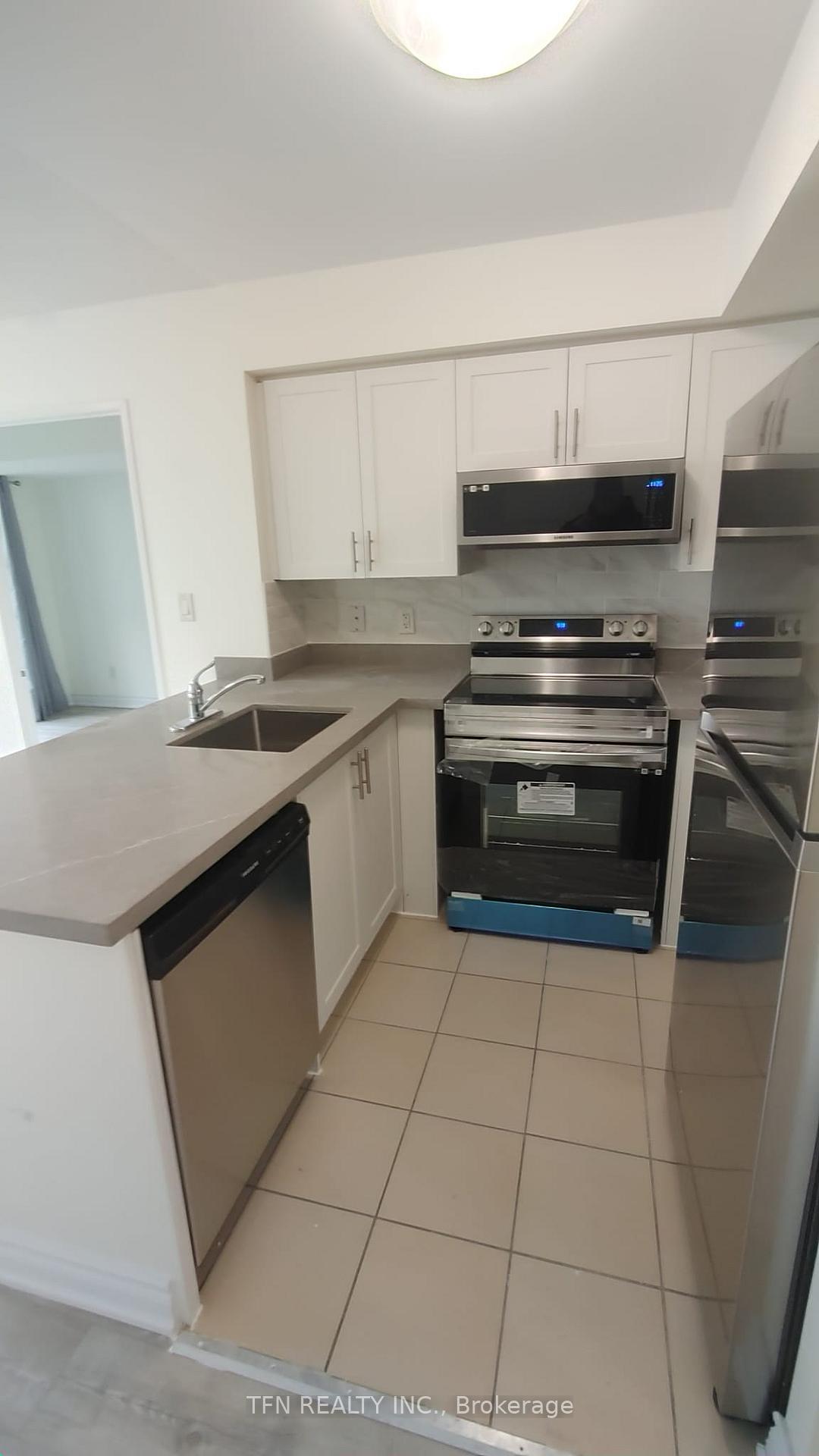 Photo 5 of Unit 724, 230 King Street E, Toronto, Moss Park — HOMEH