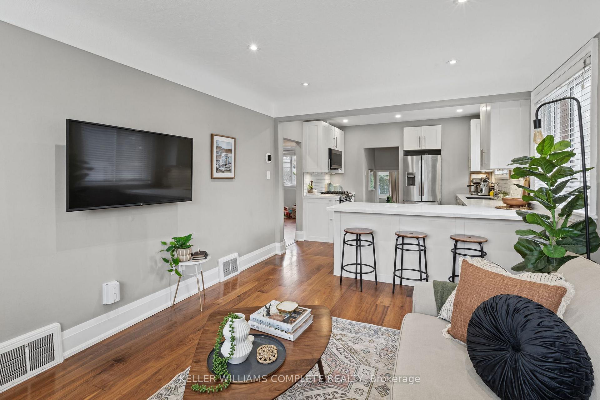 Photo 5 of 191 Rosewood Road, Hamilton, Glenview — HOMEH