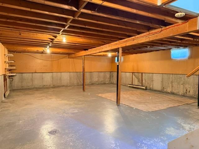 Photo 10 of 105 Rousseau Crescent, Blind River — HOMEH