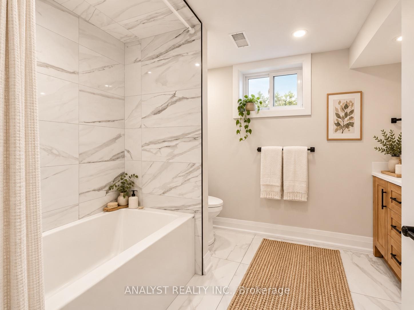 Photo 17 of 42 Smithfield Drive, Etobicoke, Stonegate-Queensway — HOMEH