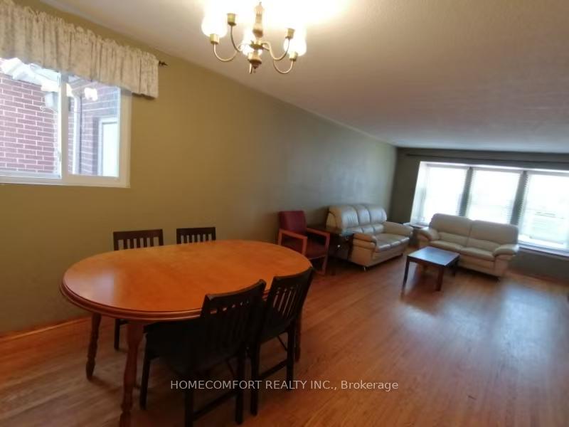 Photo 6 of 68 Carondale Crescent, Scarborough, L'Amoreaux — HOMEH