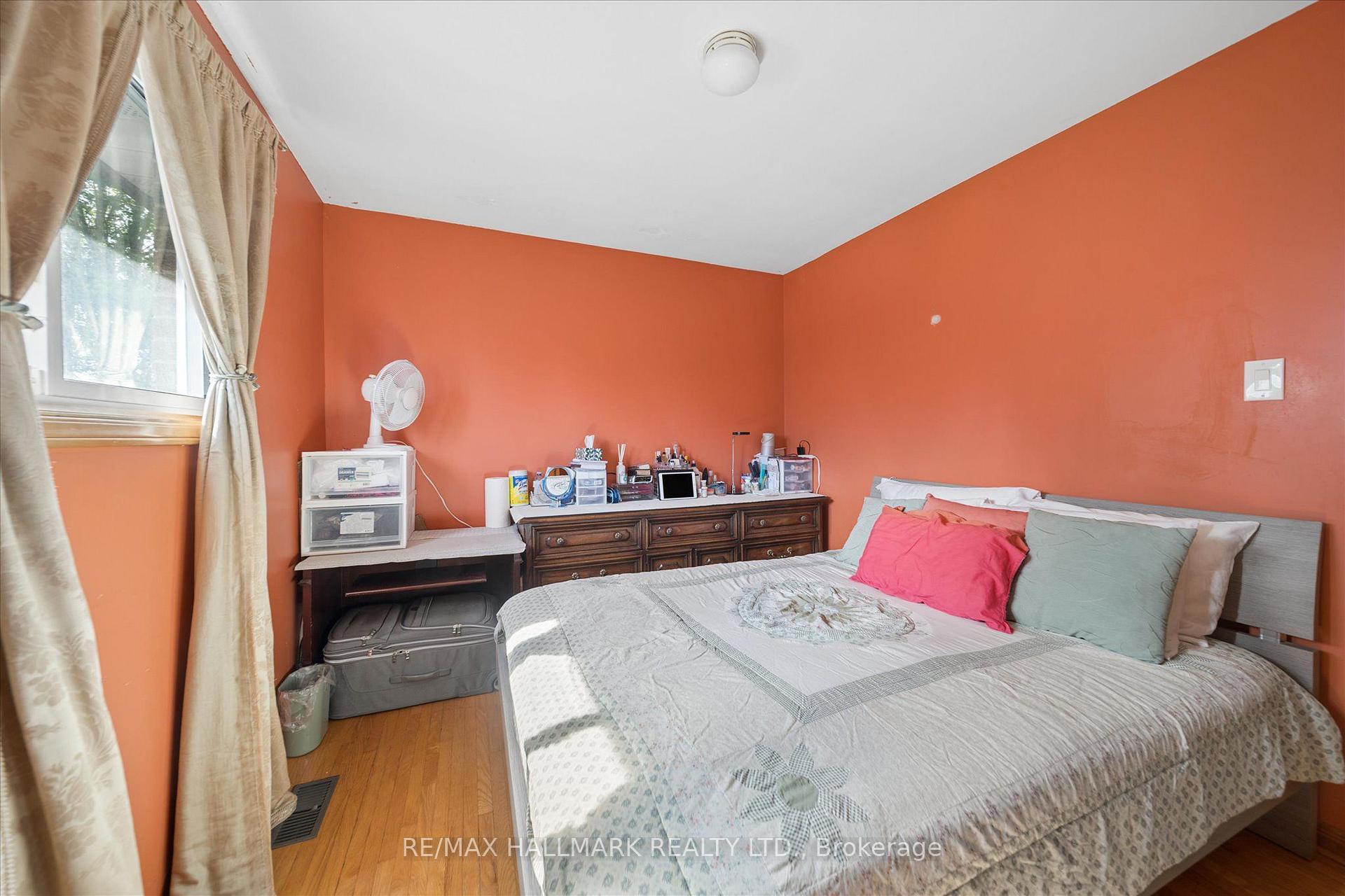 Photo 24 of 16 Ascolda Boulevard, Scarborough, Eglinton East — HOMEH