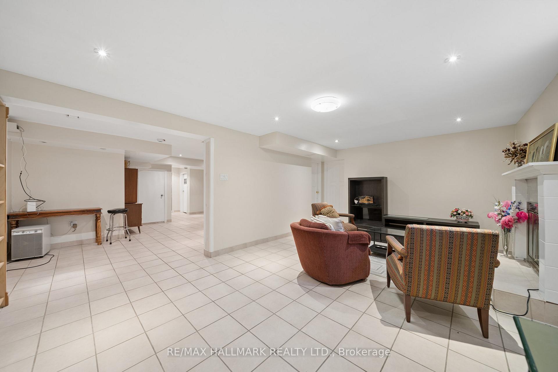 Photo 29 of 16 Ascolda Boulevard, Scarborough, Eglinton East — HOMEH