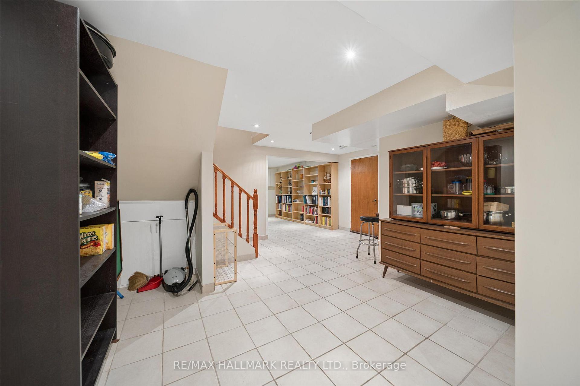 Photo 32 of 16 Ascolda Boulevard, Scarborough, Eglinton East — HOMEH