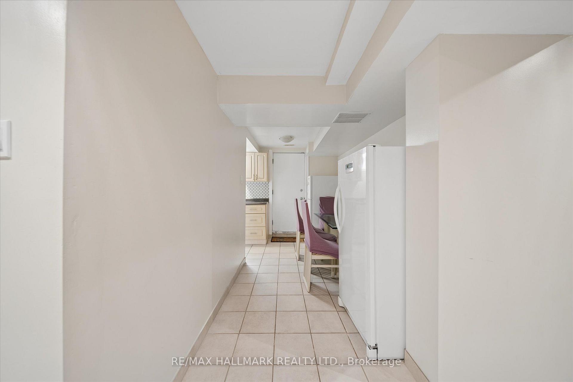 Photo 35 of 16 Ascolda Boulevard, Scarborough, Eglinton East — HOMEH