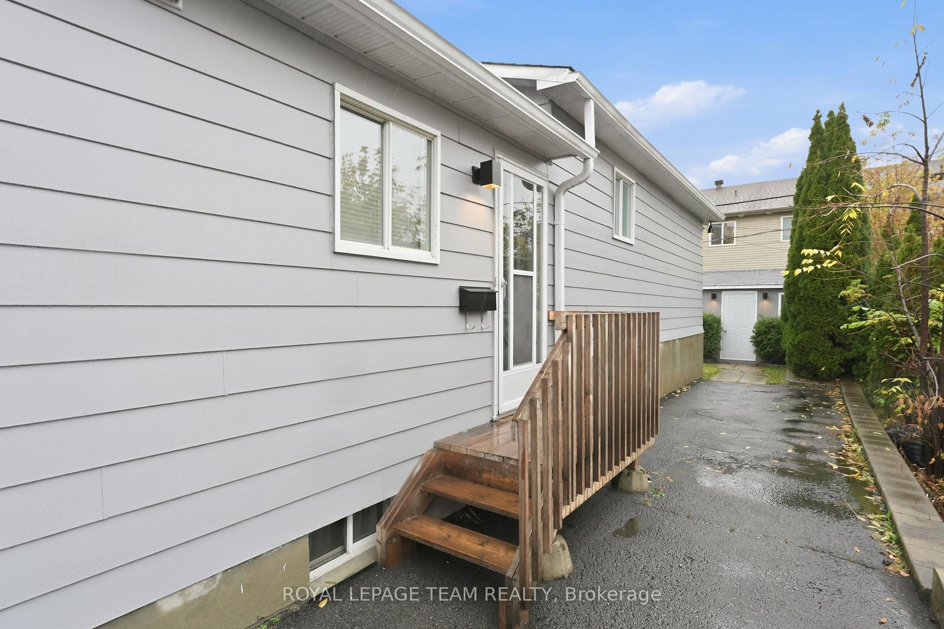 Photo 76 of 289 Montfort Street, Ottawa, Vanier — HOMEH