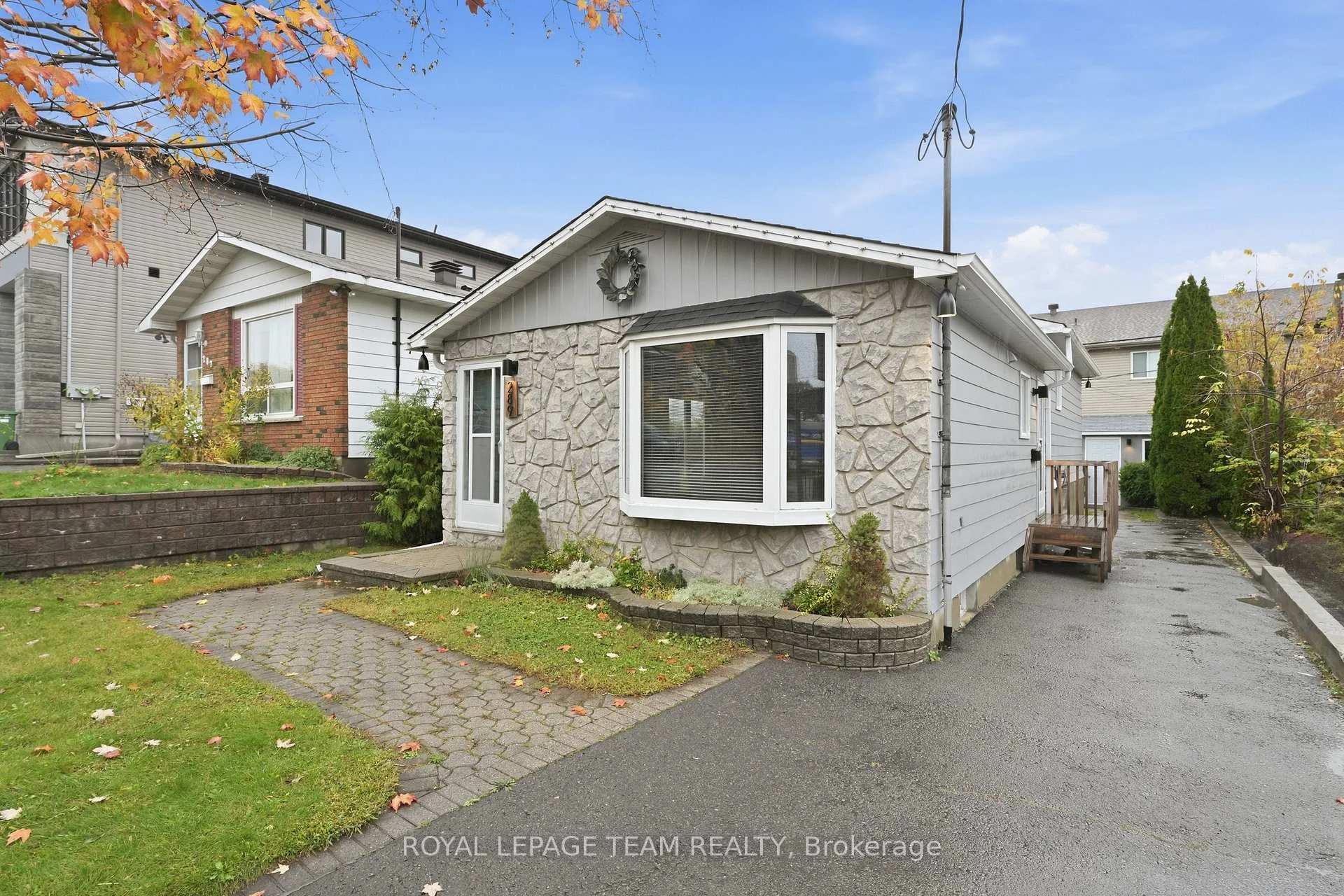 Photo 90 of 289 Montfort Street, Ottawa, Vanier — HOMEH