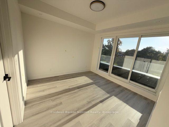 Photo 10 of 256 Ellis Avenue, St. Catharines, Oakdale — HOMEH