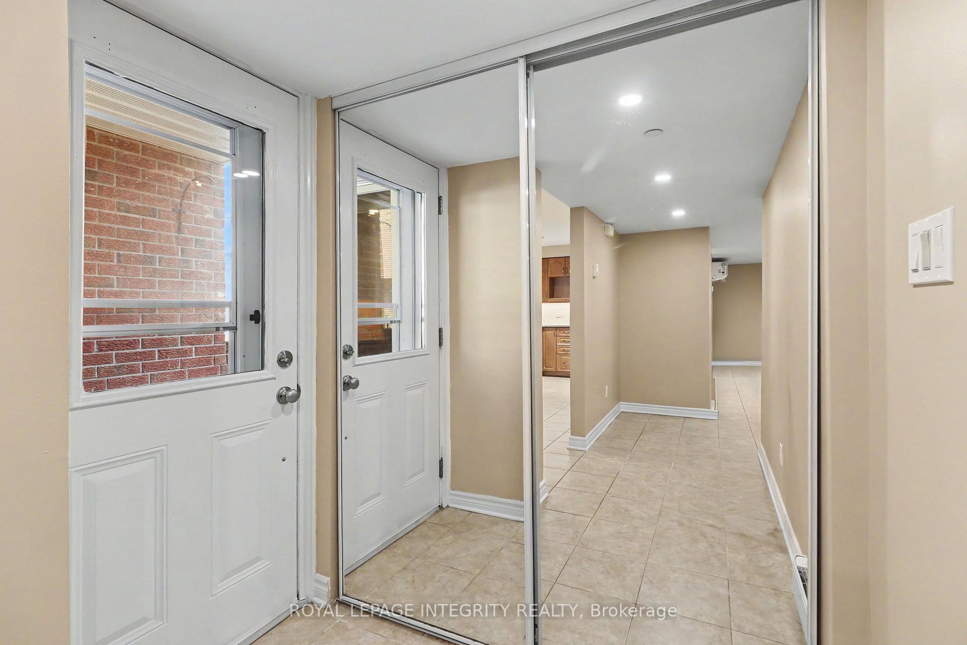 Photo 4 of Unit 26, 403 Stratas Circuit, Ottawa, Kanata - Katimavik — HOMEH
