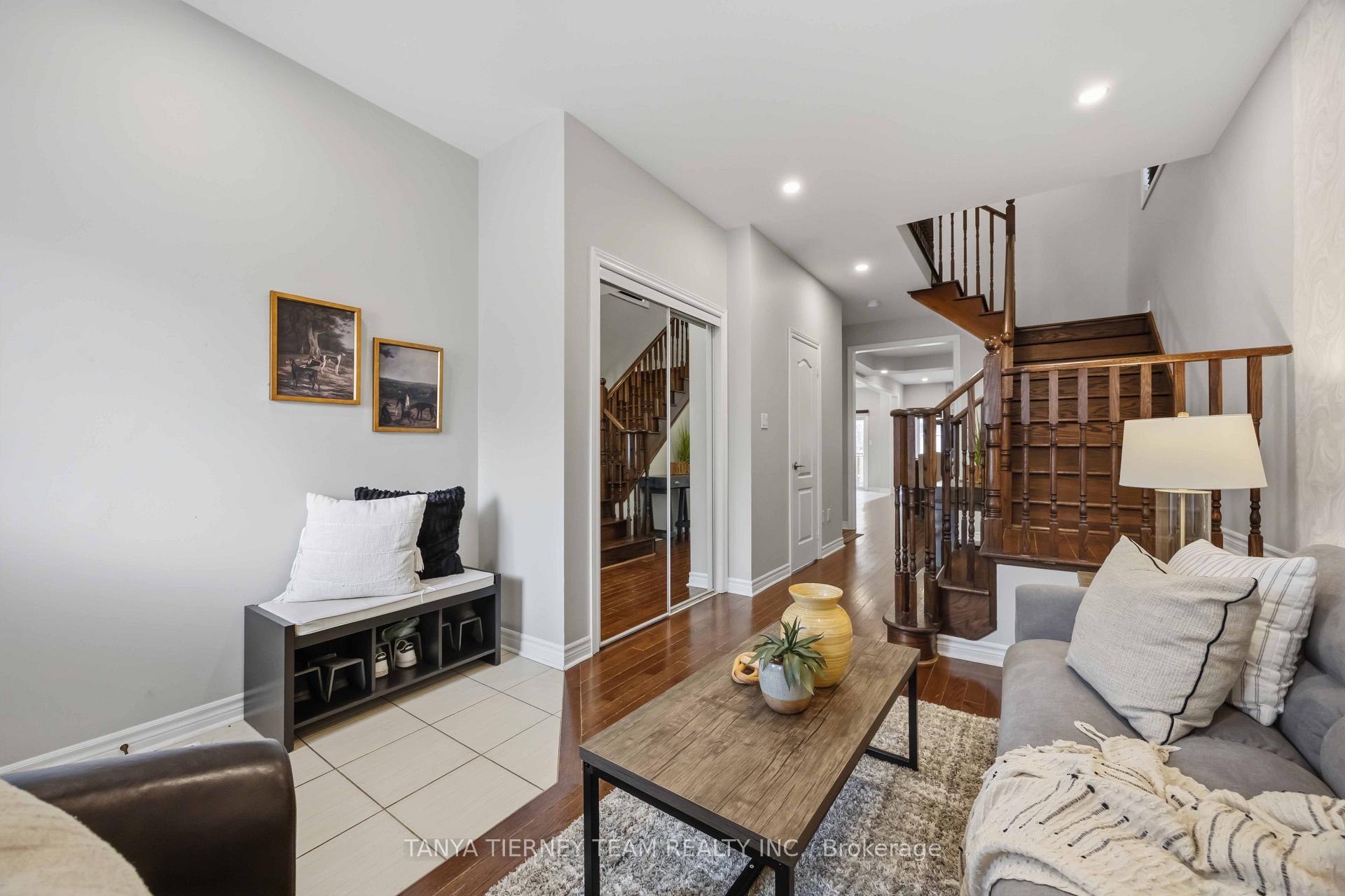 Photo 8 of 1611 Winville Road, Pickering, Duffin Heights — HOMEH