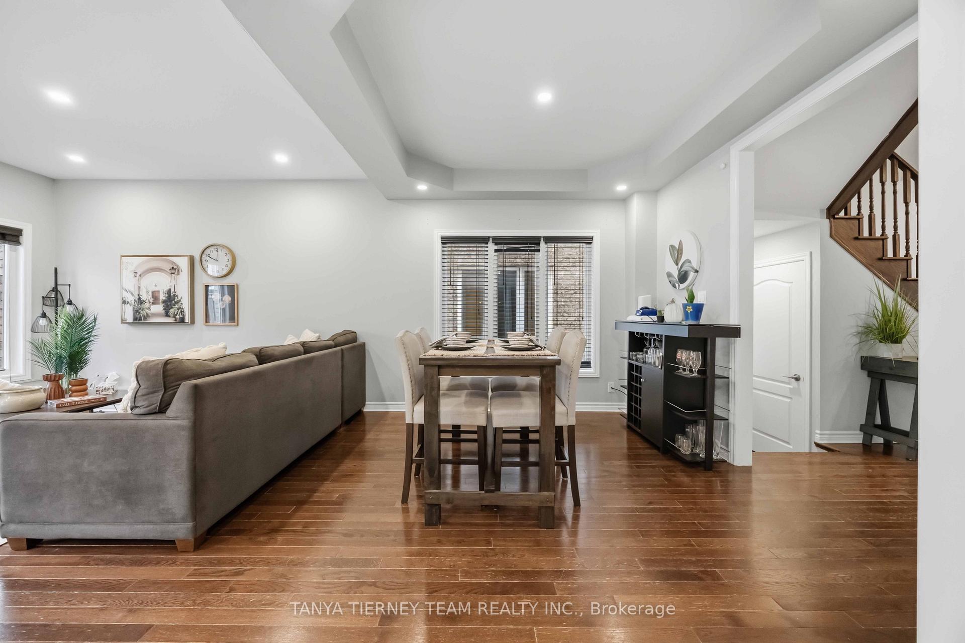 Photo 11 of 1611 Winville Road, Pickering, Duffin Heights — HOMEH
