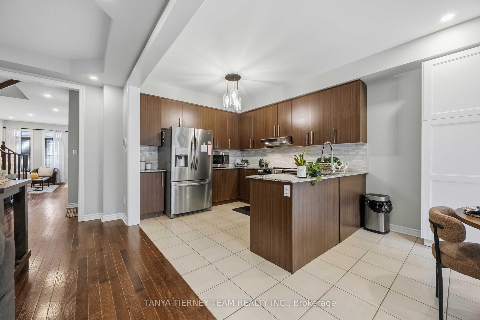 Photo 19 of 1611 Winville Road, Pickering, Duffin Heights — HOMEH