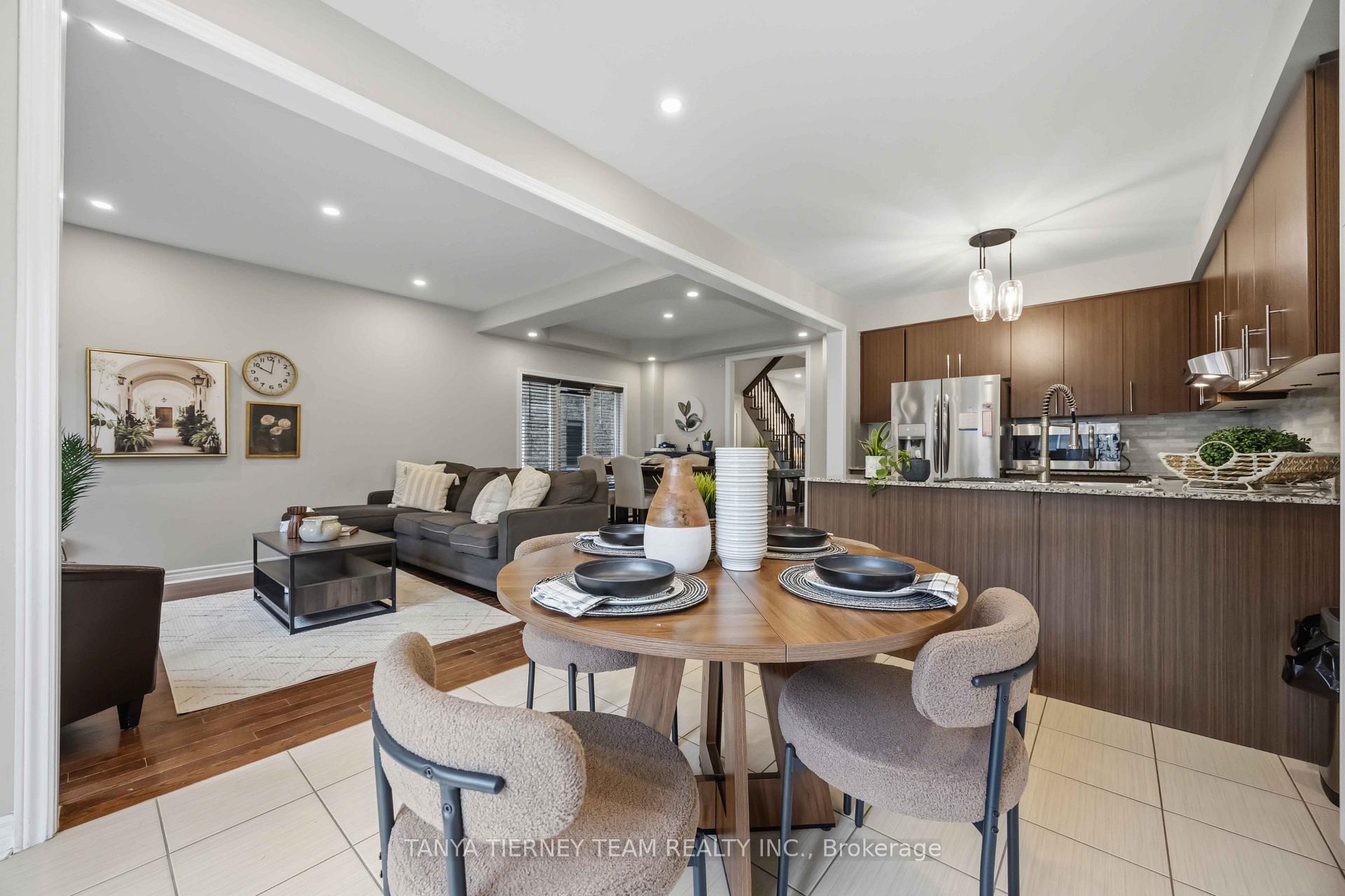 Photo 25 of 1611 Winville Road, Pickering, Duffin Heights — HOMEH