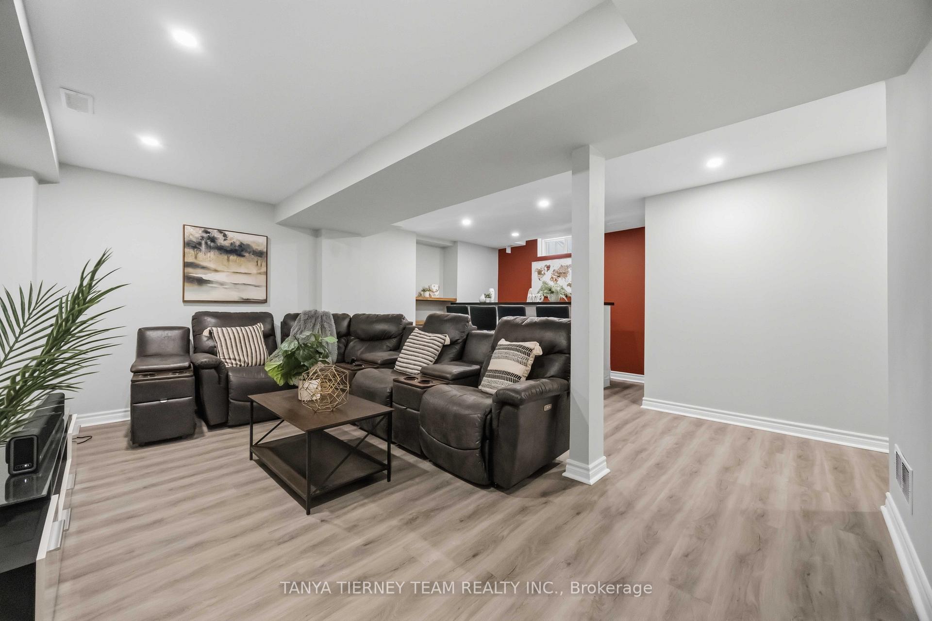 Photo 37 of 1611 Winville Road, Pickering, Duffin Heights — HOMEH