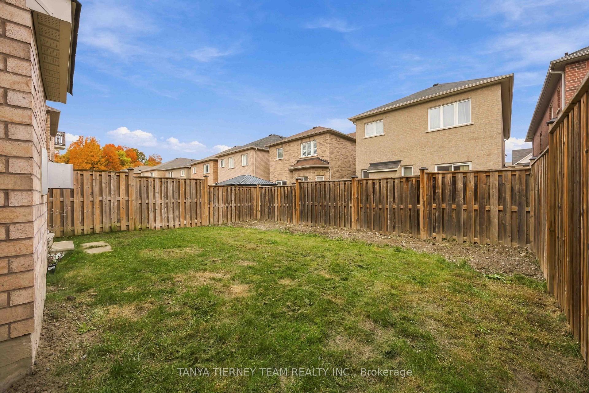 Photo 43 of 1611 Winville Road, Pickering, Duffin Heights — HOMEH