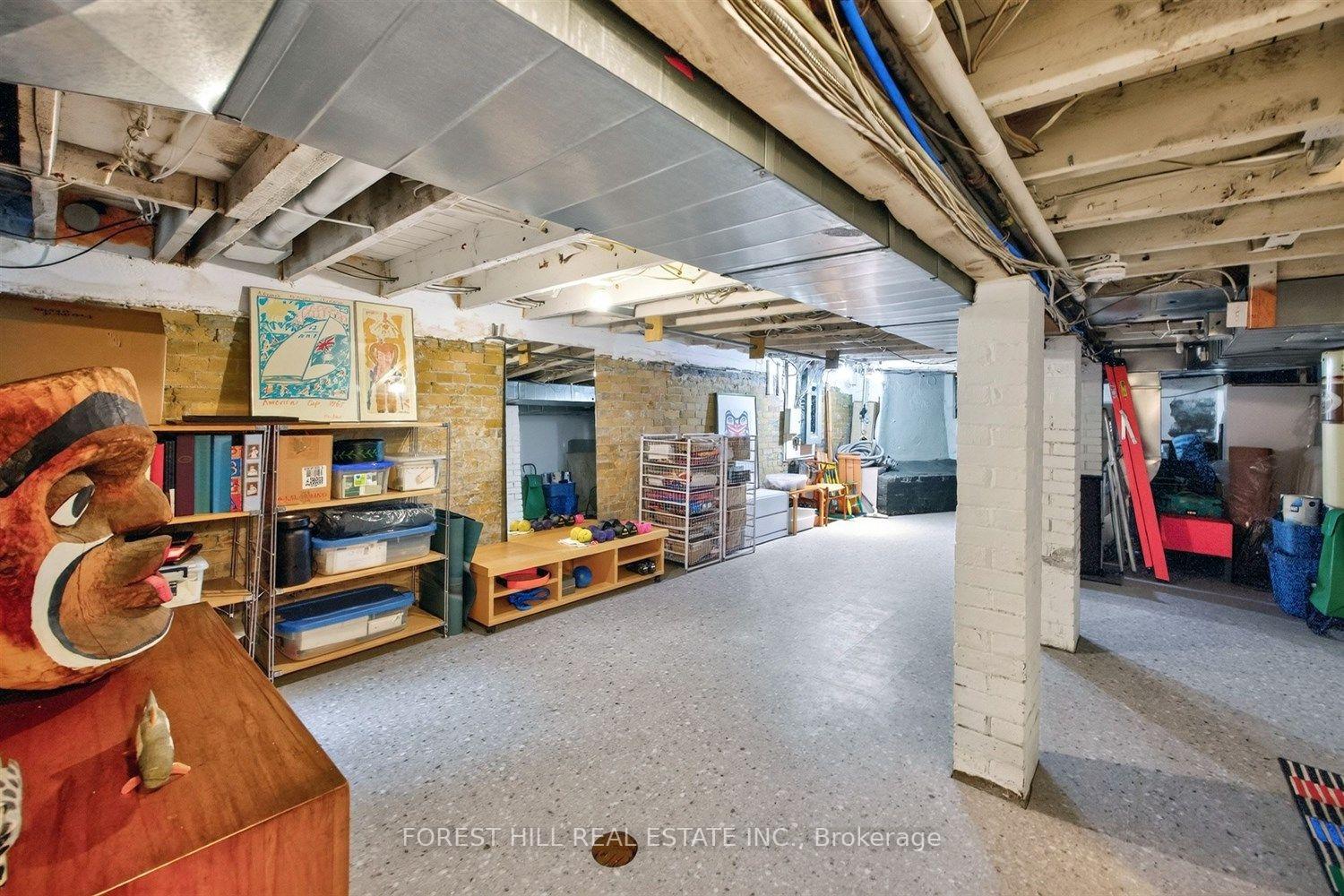 Photo 30 of 44 Russell Street, Toronto, University — HOMEH