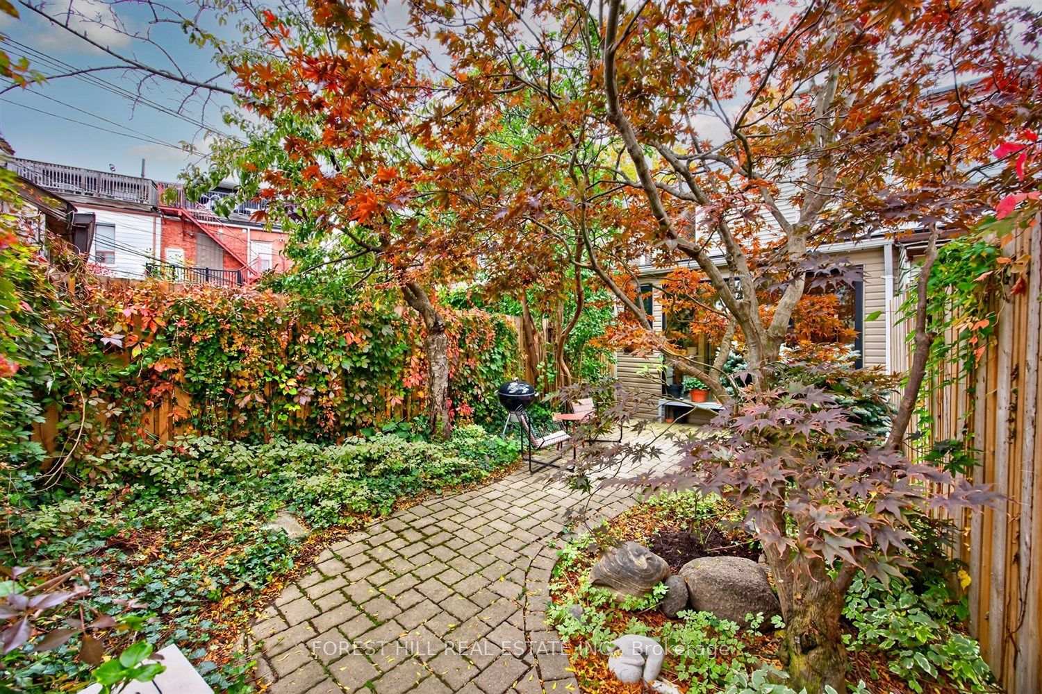 Photo 37 of 44 Russell Street, Toronto, University — HOMEH