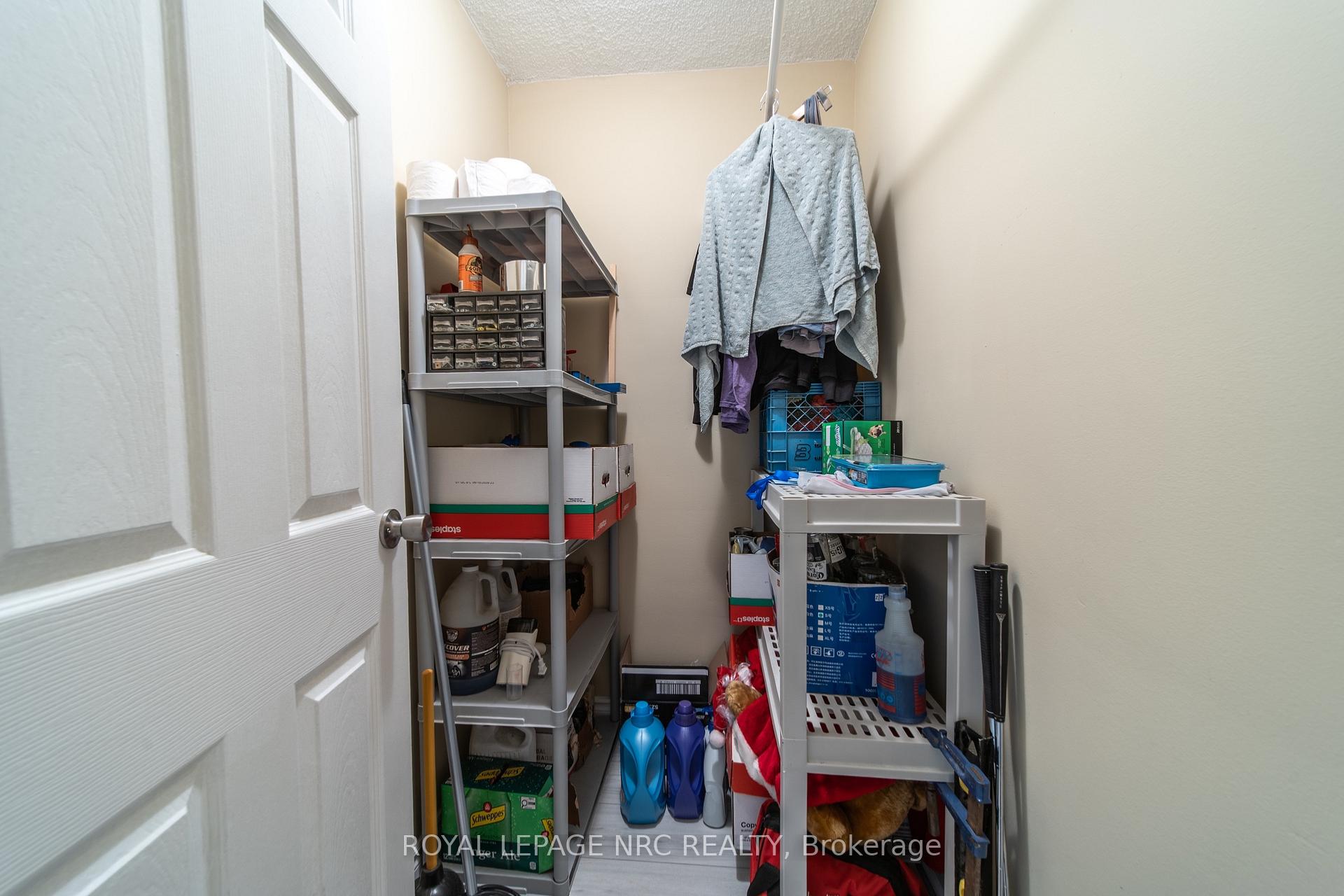 Photo 15 of Unit 301, 6400 Huggins Street, Niagara Falls, Stamford — HOMEH