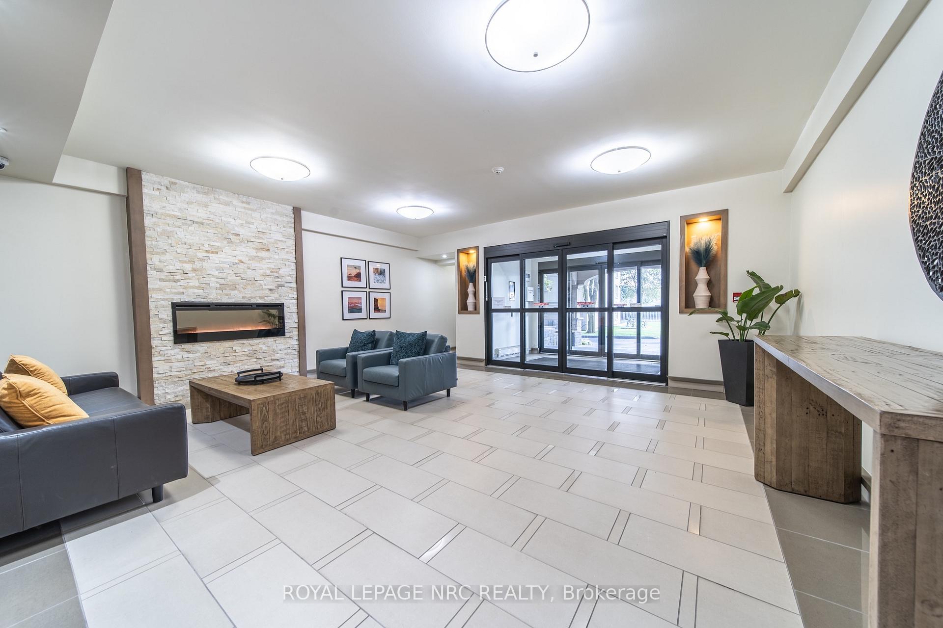 Photo 21 of Unit 301, 6400 Huggins Street, Niagara Falls, Stamford — HOMEH