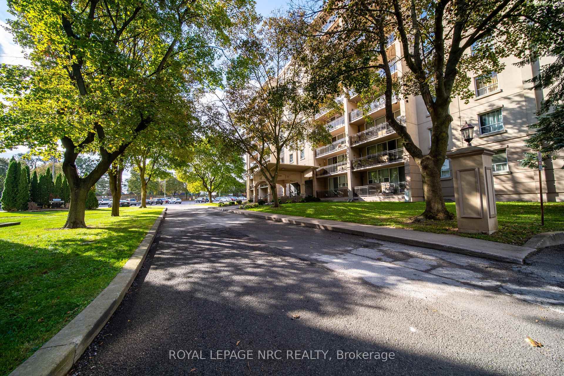Photo 22 of Unit 301, 6400 Huggins Street, Niagara Falls, Stamford — HOMEH