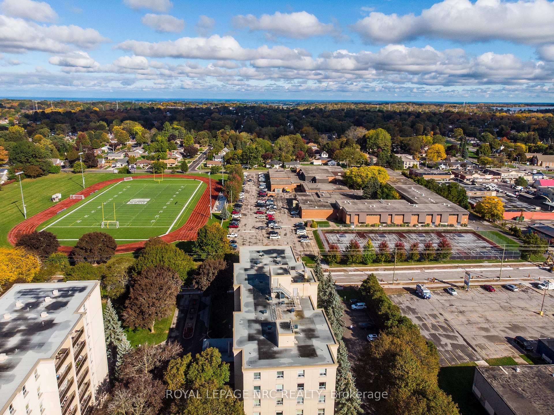 Photo 25 of Unit 301, 6400 Huggins Street, Niagara Falls, Stamford — HOMEH
