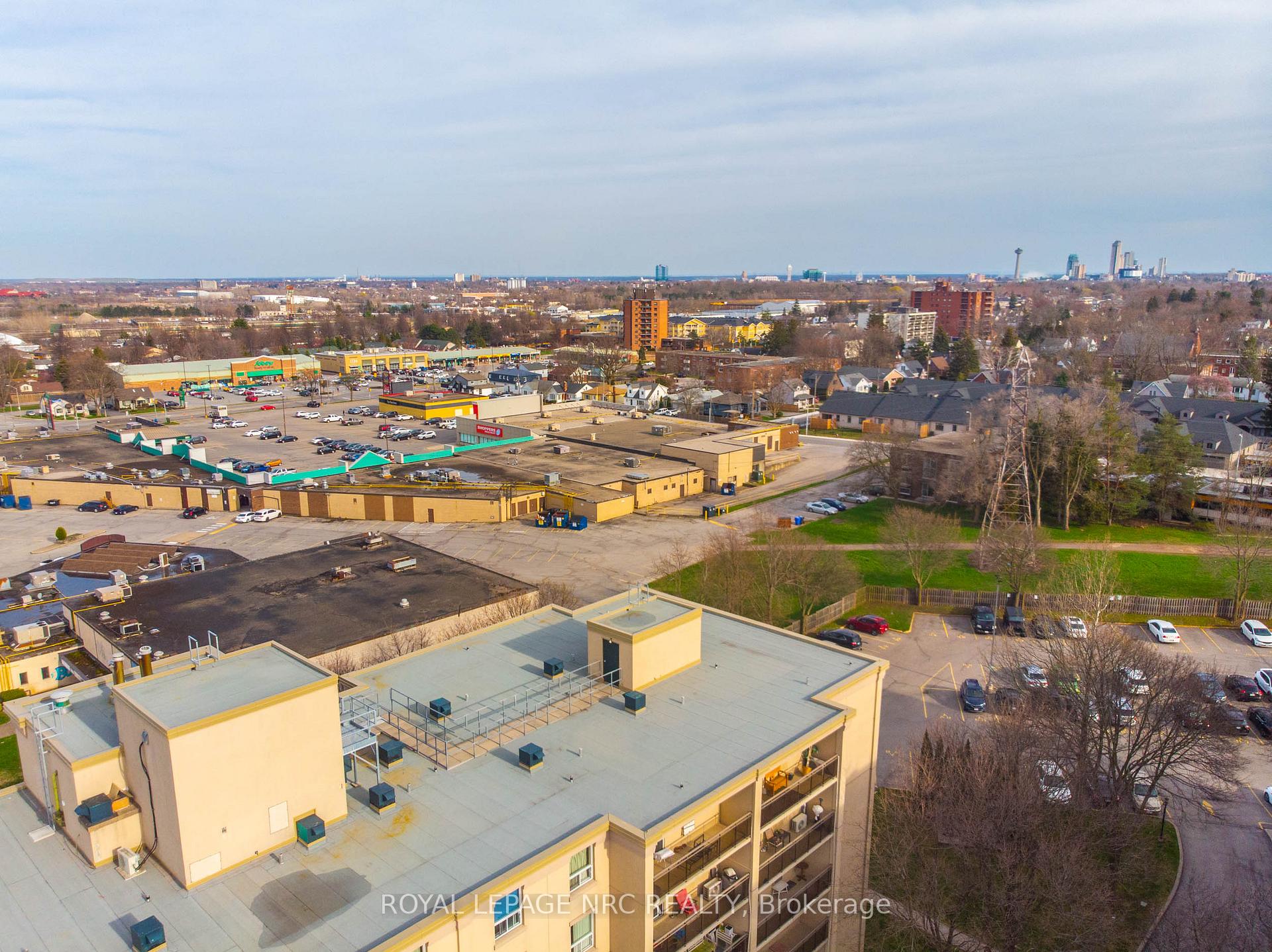 Photo 36 of Unit 301, 6400 Huggins Street, Niagara Falls, Stamford — HOMEH
