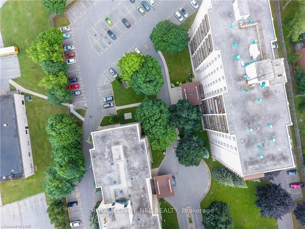Photo 37 of Unit 301, 6400 Huggins Street, Niagara Falls, Stamford — HOMEH