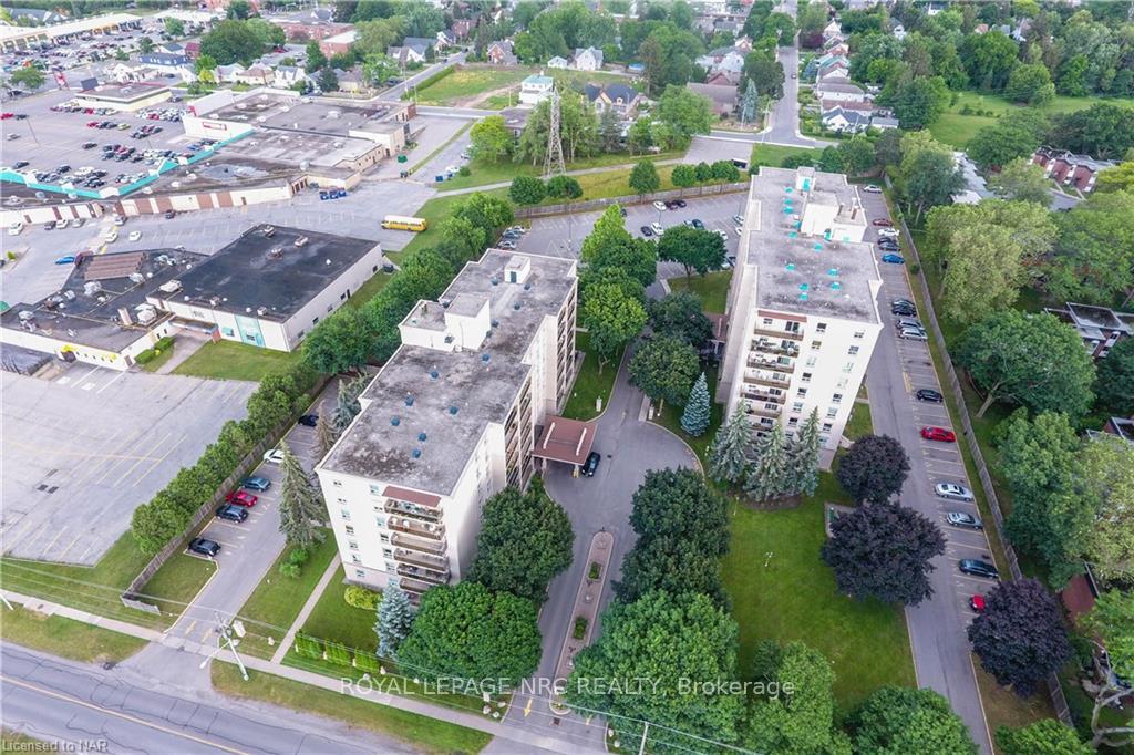 Photo 38 of Unit 301, 6400 Huggins Street, Niagara Falls, Stamford — HOMEH